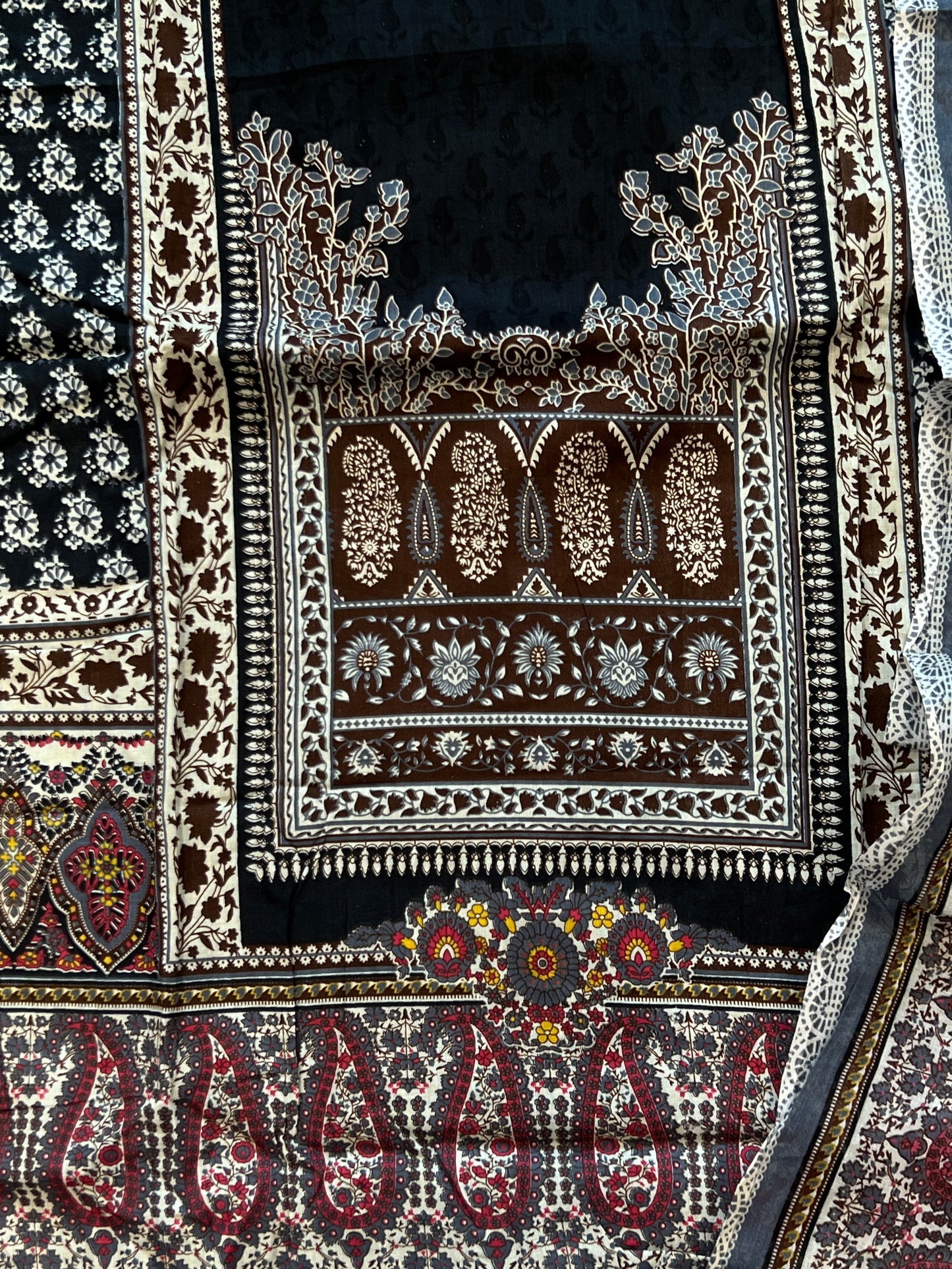 RANGREZ LAWN COTTON EMBROIDERY 4