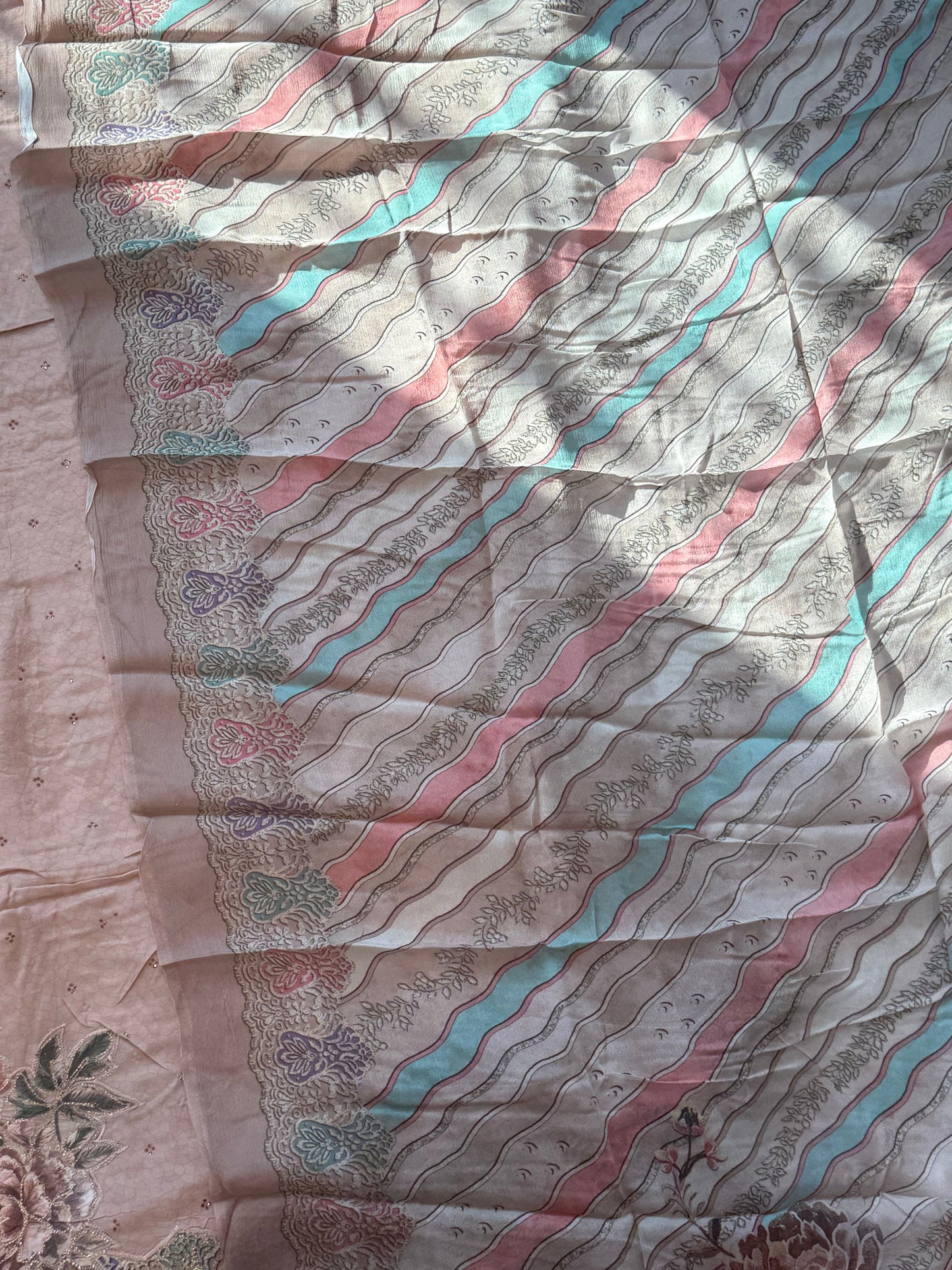 MAKHMAL PURE CREPE EMBROIDERY SUIT 8 Q