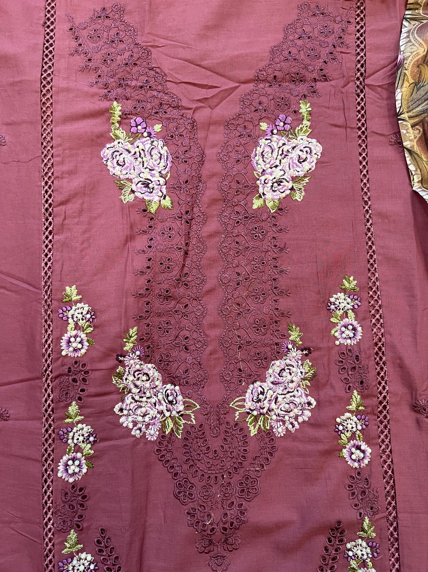 MAROON HANIA LAWN COTTON EMBROIDERY SUIT