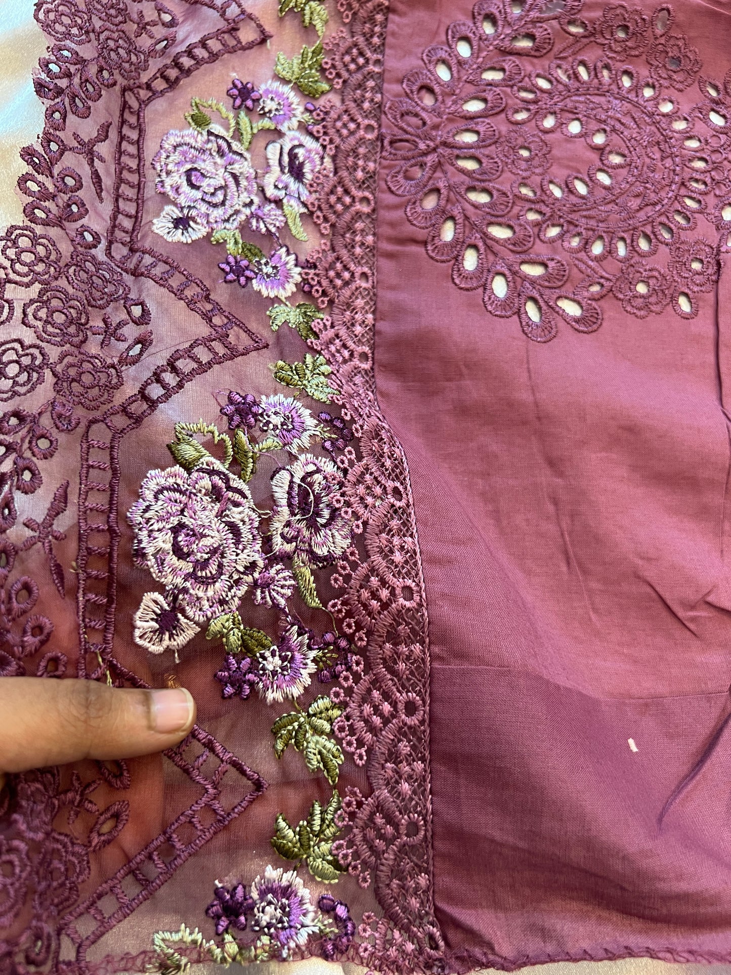 MAROON HANIA LAWN COTTON EMBROIDERY SUIT