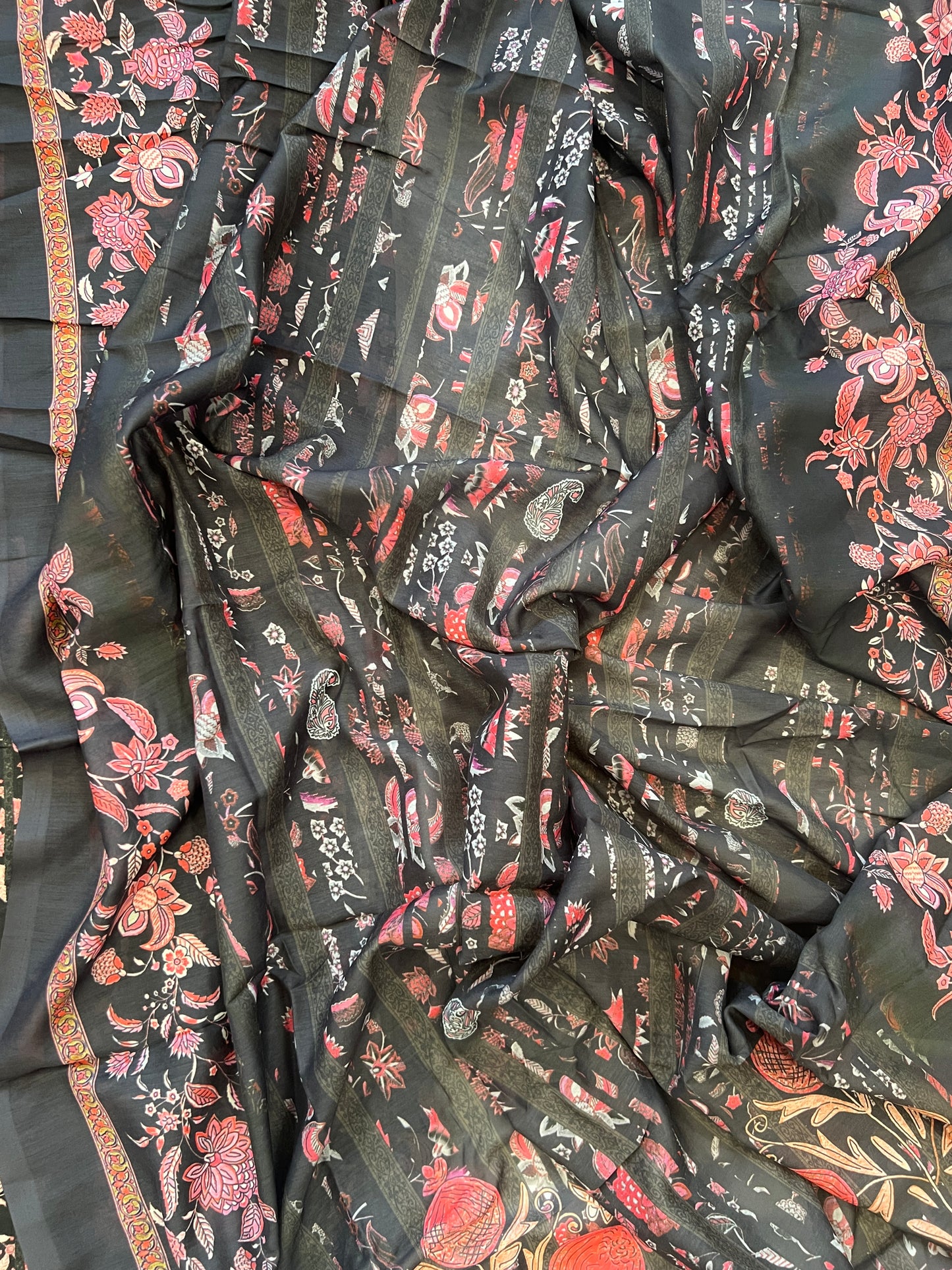 BAGH COTTON EMBROIDERY SUIT 3