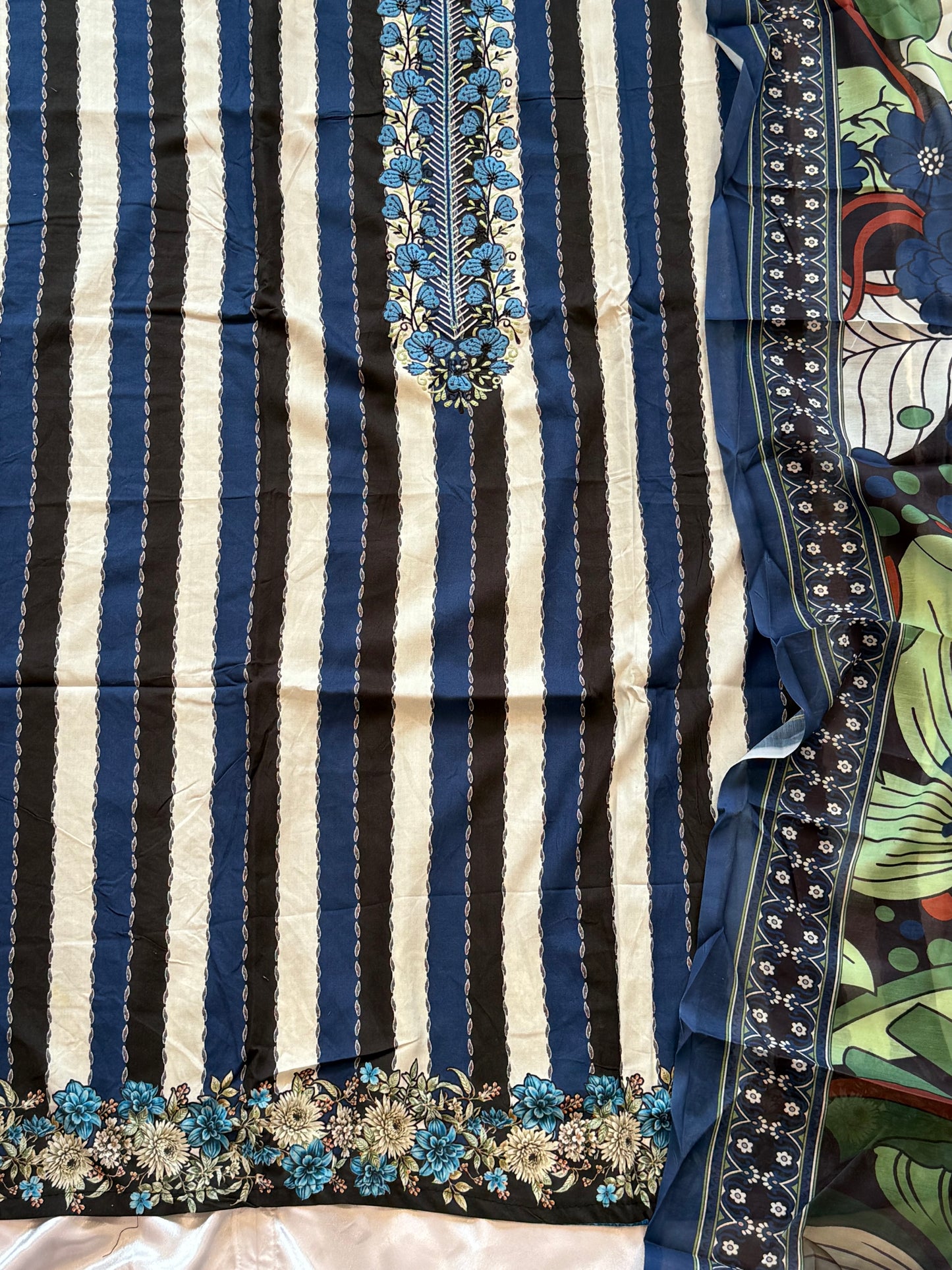 AZAA COTTON EMBROIDERY SUIT 4 Q