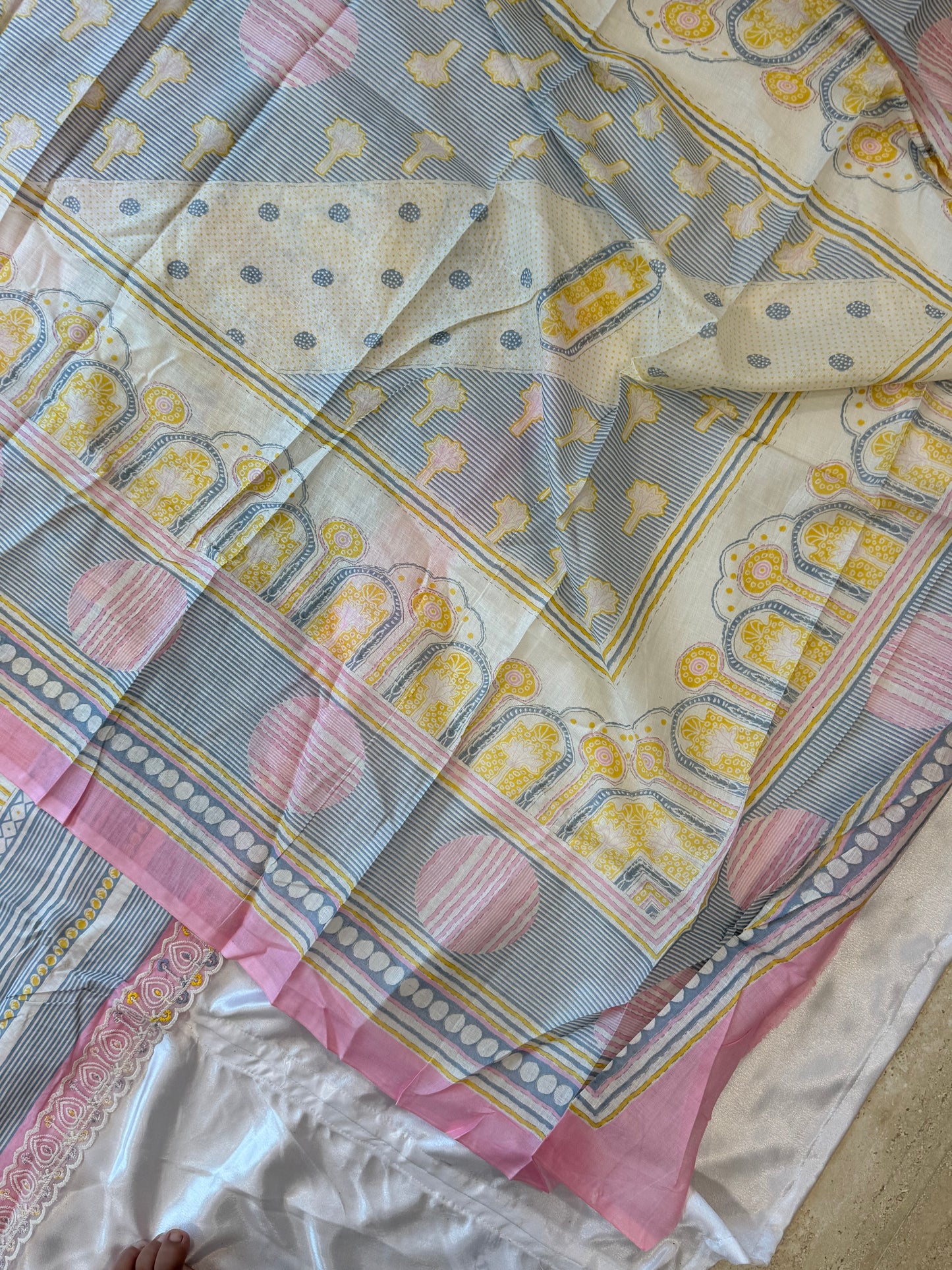 LAWN EMBROIDERY PATCH SUIT 1 Q