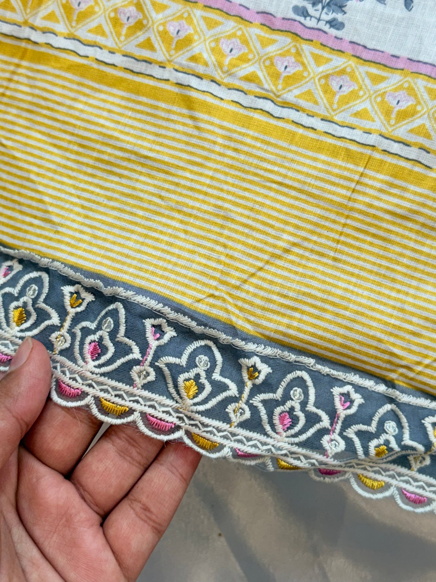 LAWN EMBROIDERY PATCH SUIT 4 Q