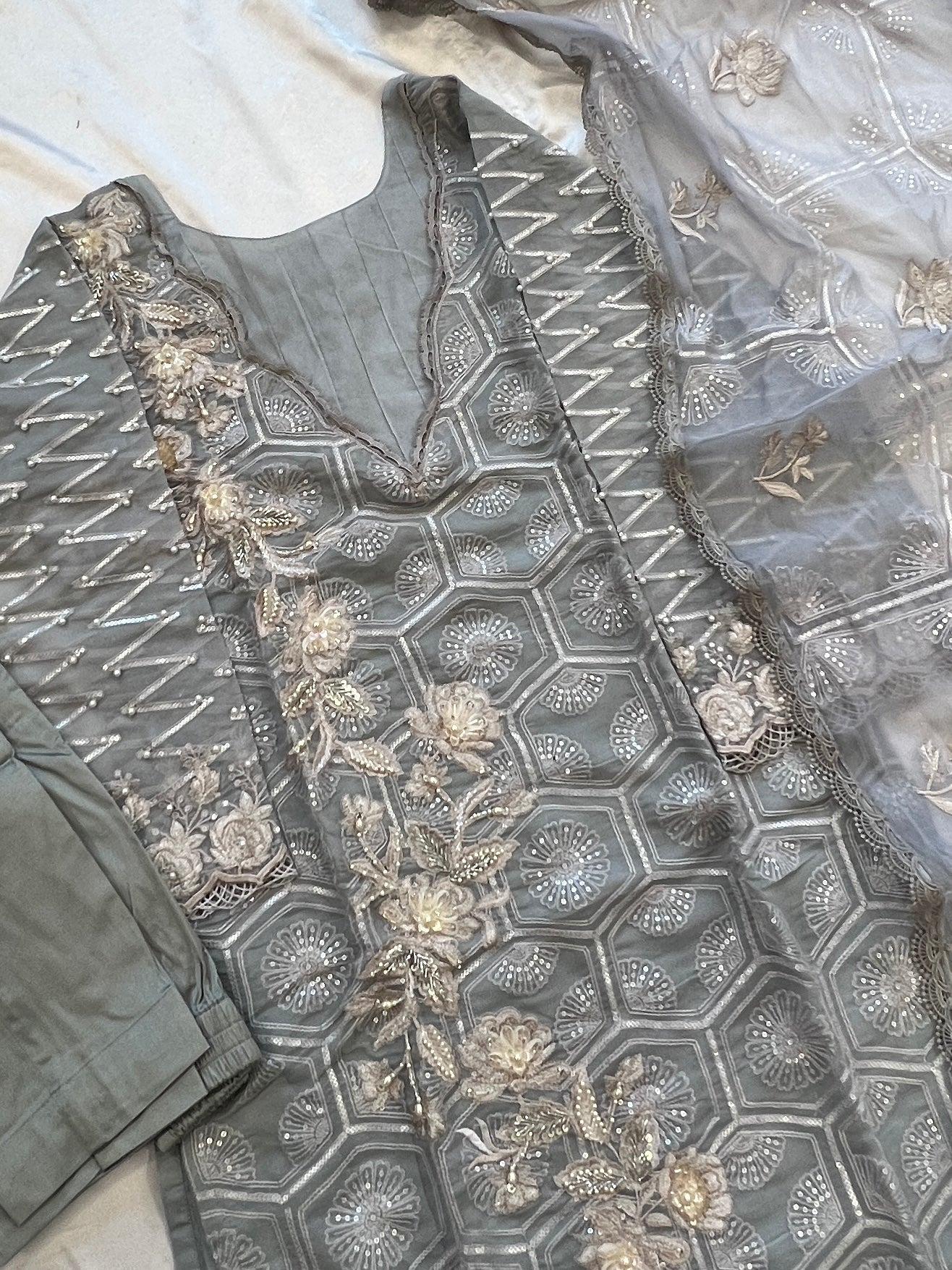 READYMADE ORGANZA EMBROIDERY SUIT 981