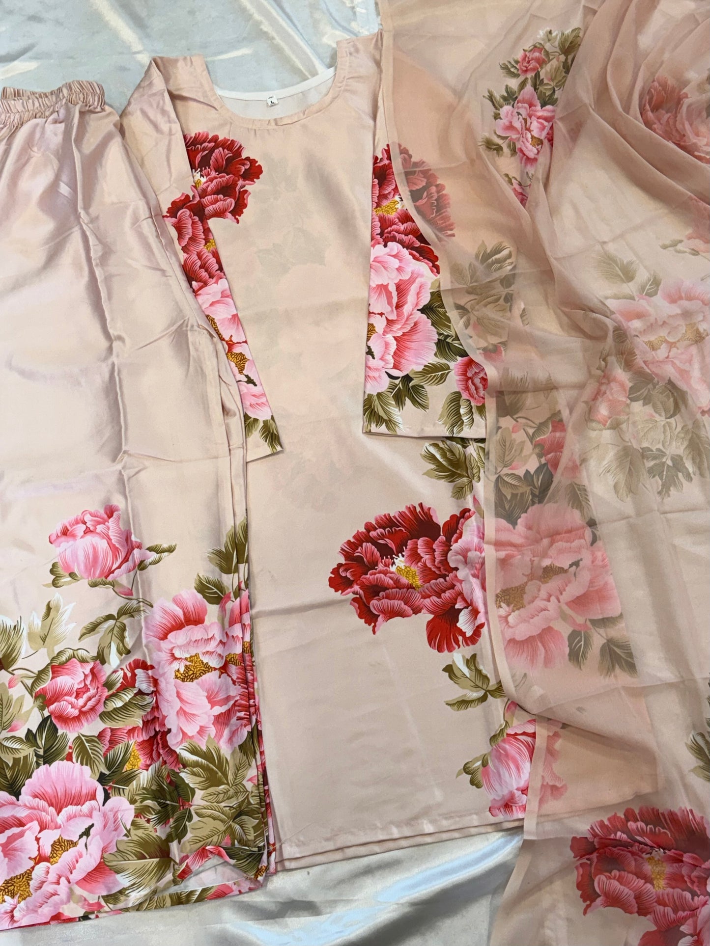 HANIA PEACH CO-ORD READYMADE Q