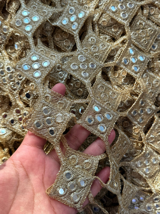 HANIA MIRROR JAAL DUPATTA Q