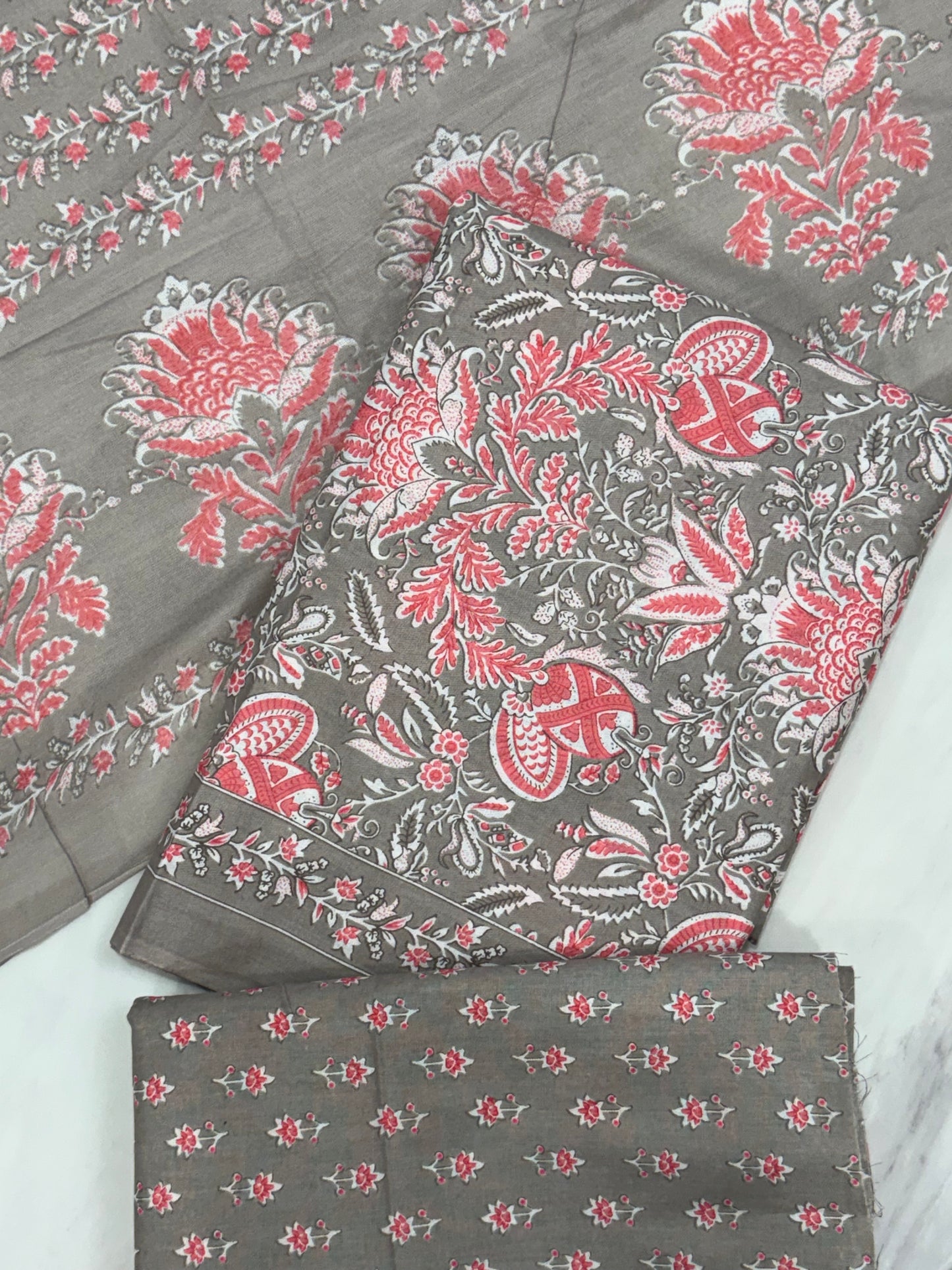 DT LAWN PRINTED SUIT 16 Q