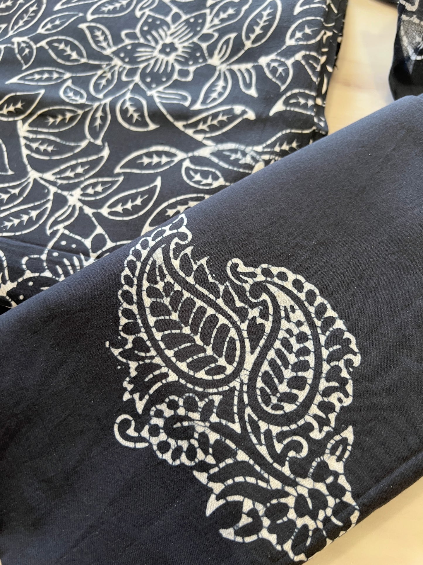 NATURAL PURE COTTON BATIK SUIT 4