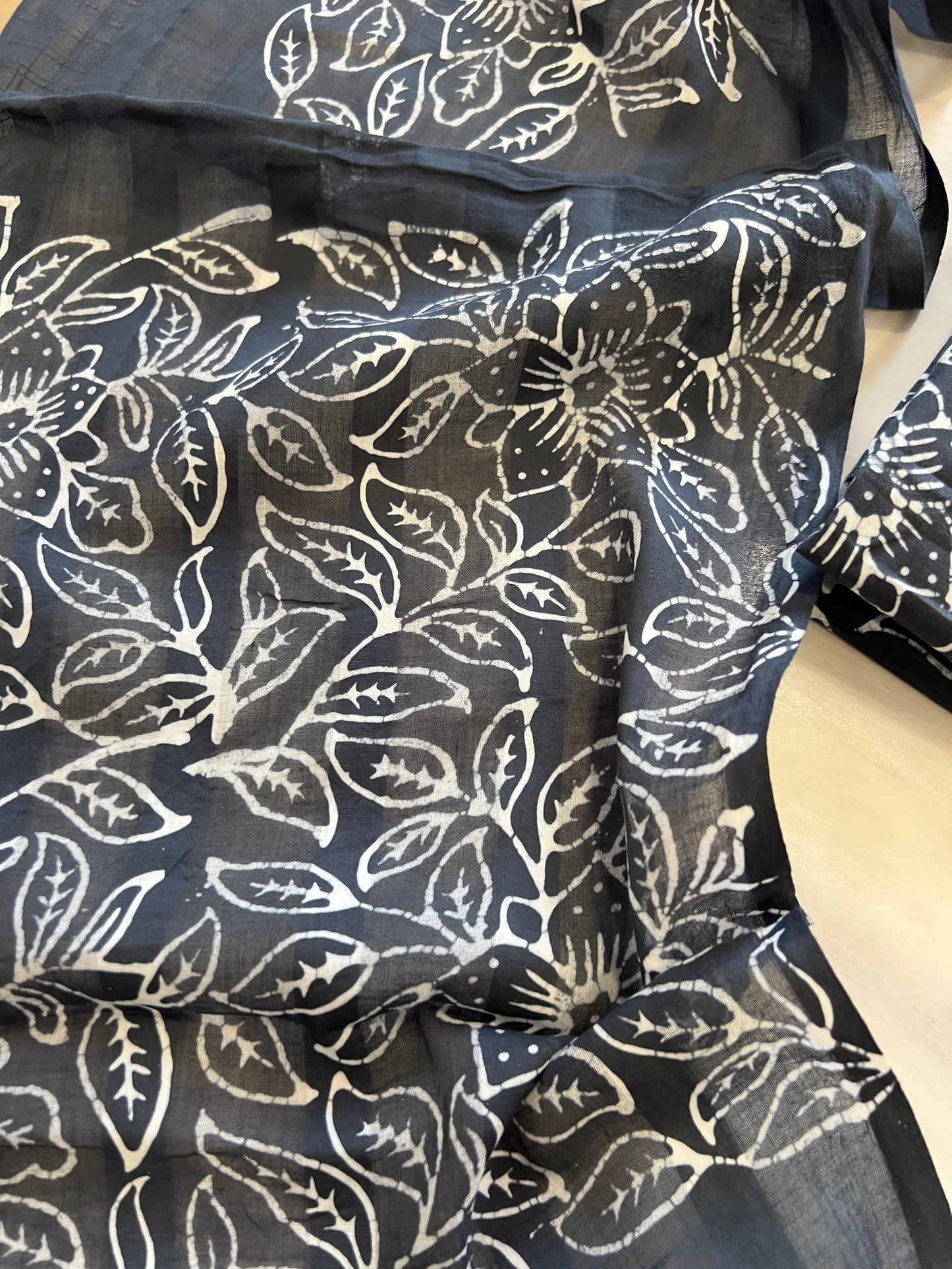 NATURAL PURE COTTON BATIK SUIT 4