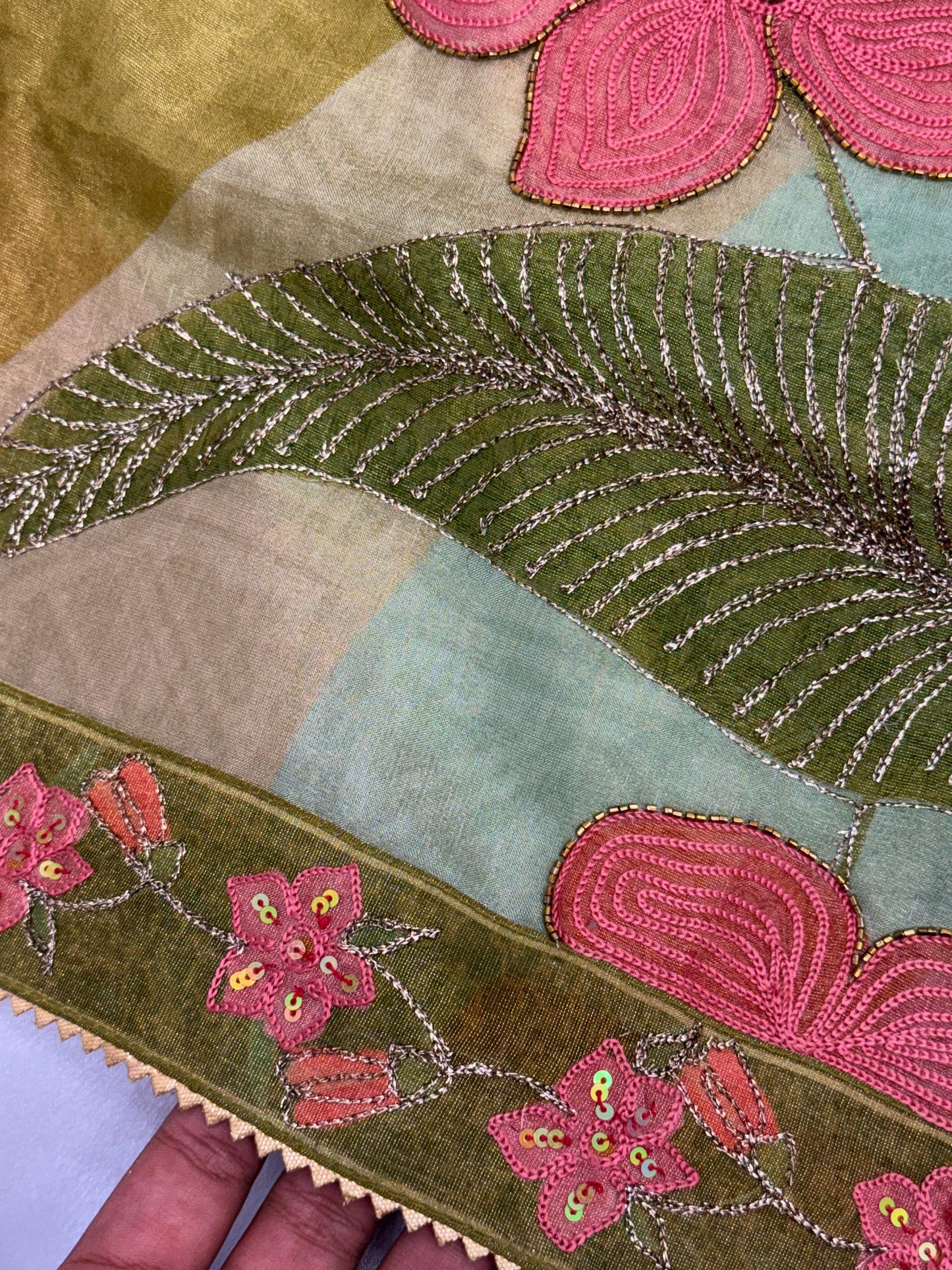 ZARQASH HAND EMBROIDERY SUIT Q