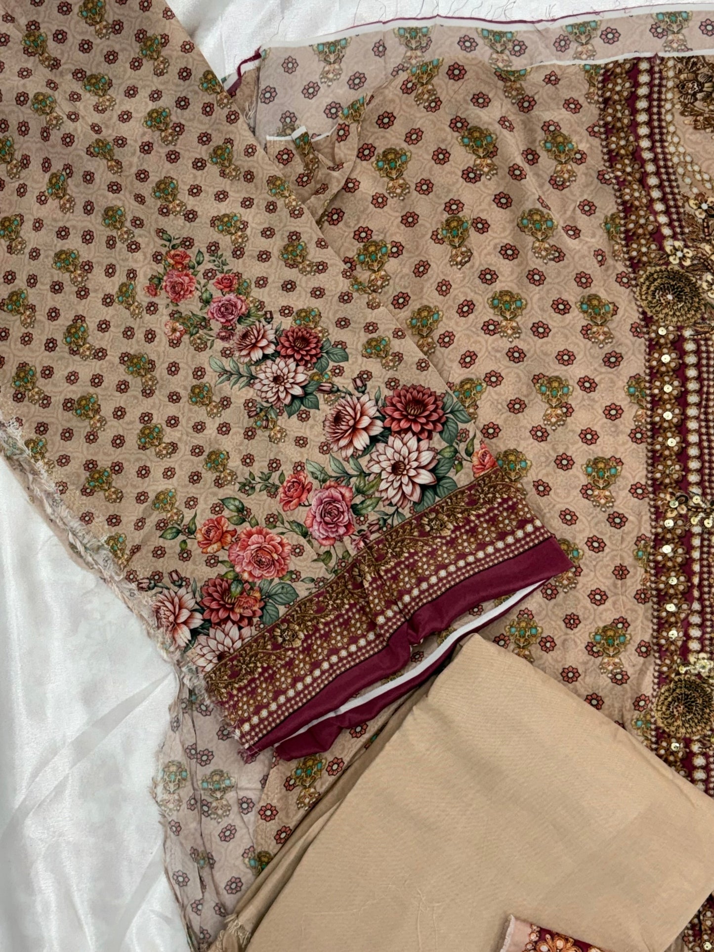 NAZAKAT CREPE EMBROIDERY SUIT 7 Q