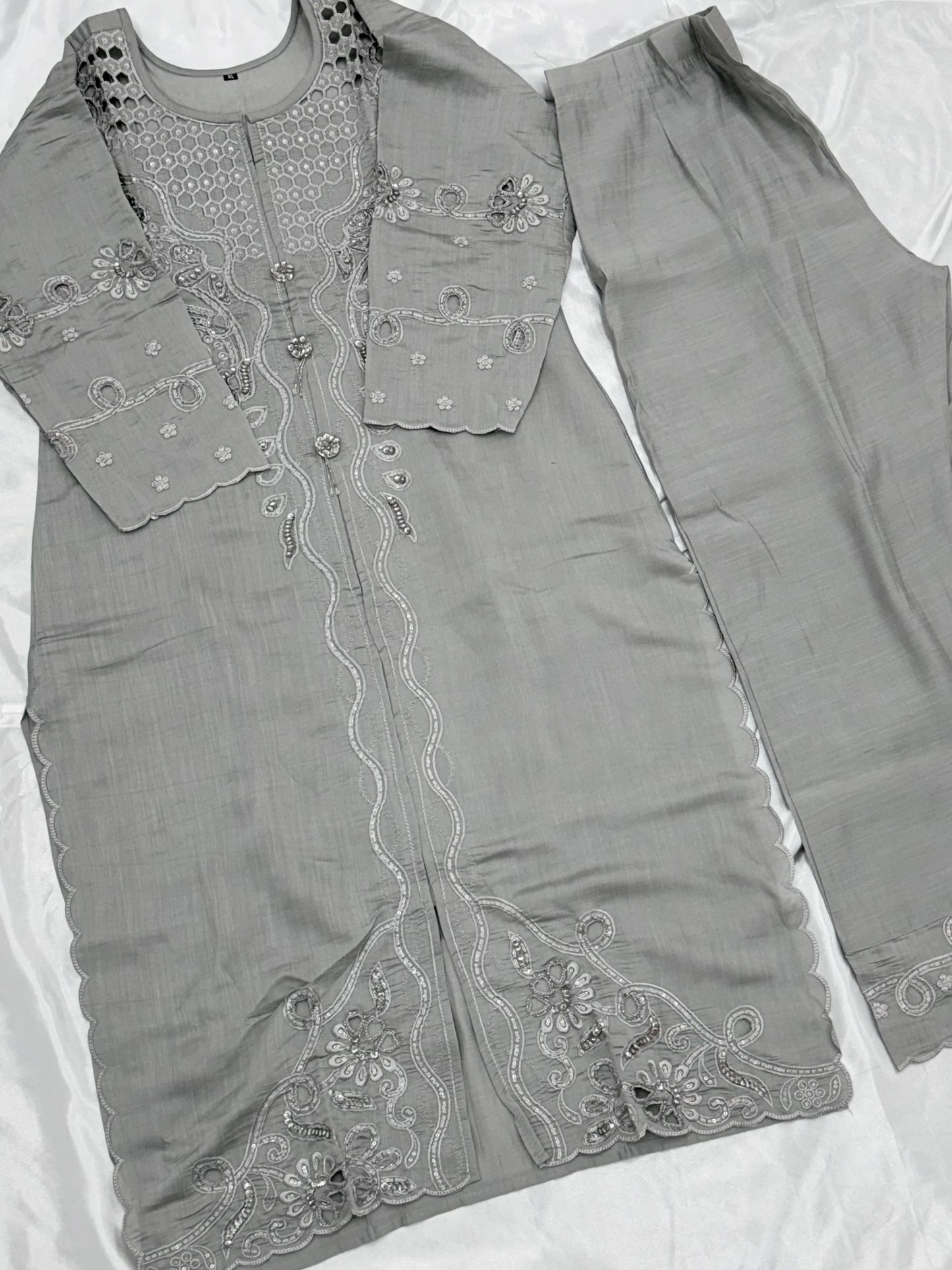 ZARQASH CUTWORK EMBROIDERY SUIT Q