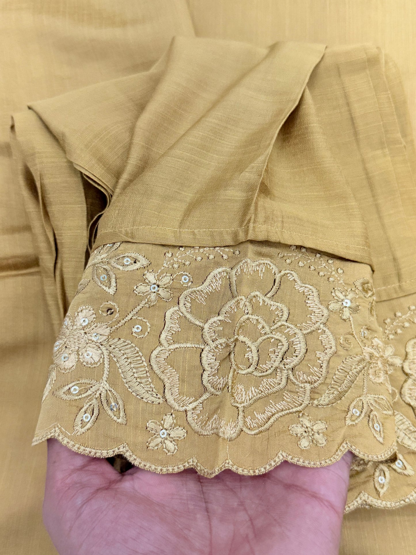 ZARQASH CUTWORK EMBROIDERY SUIT Q