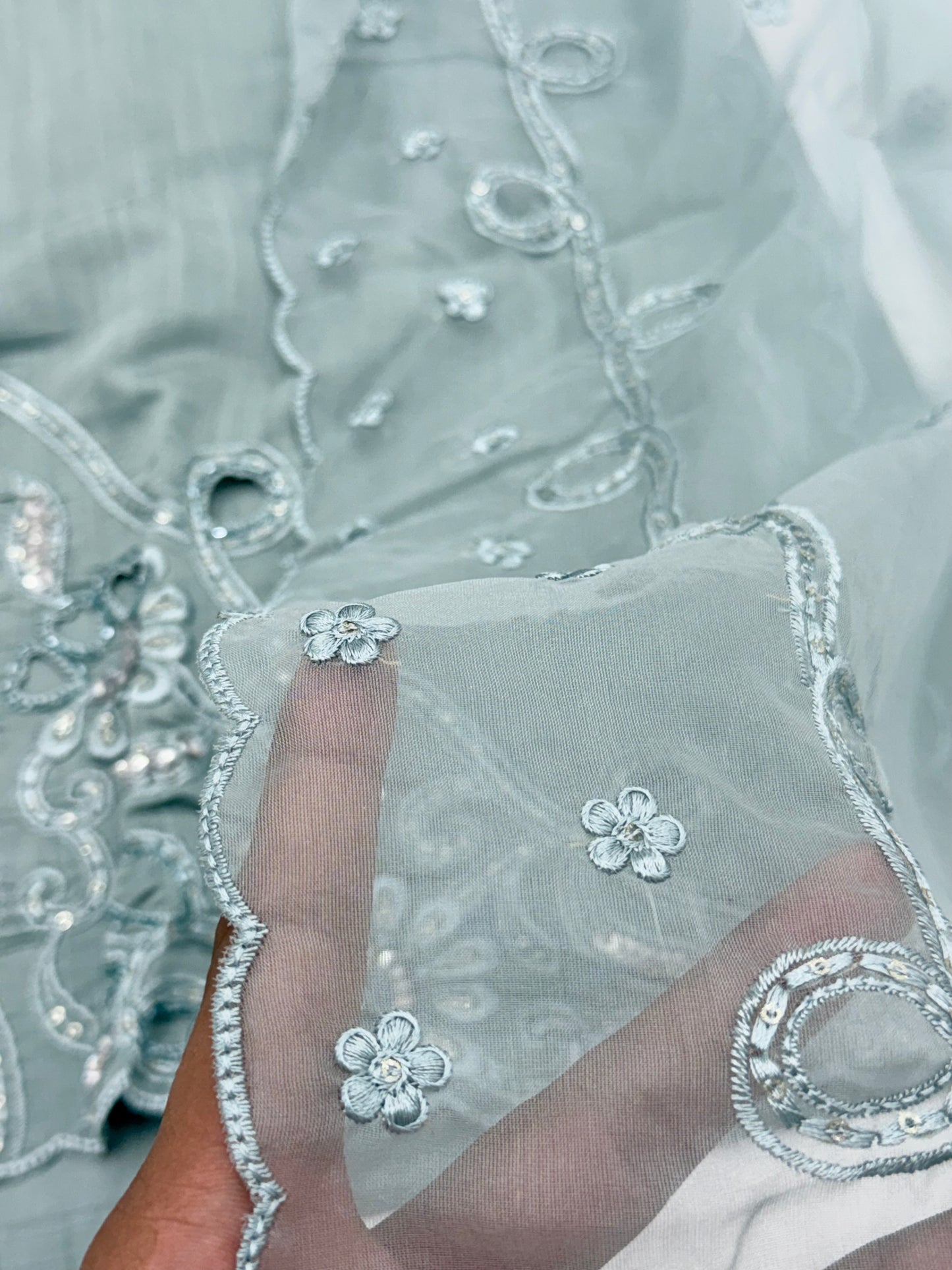ZARQASH CUTWORK EMBROIDERY SUIT Q