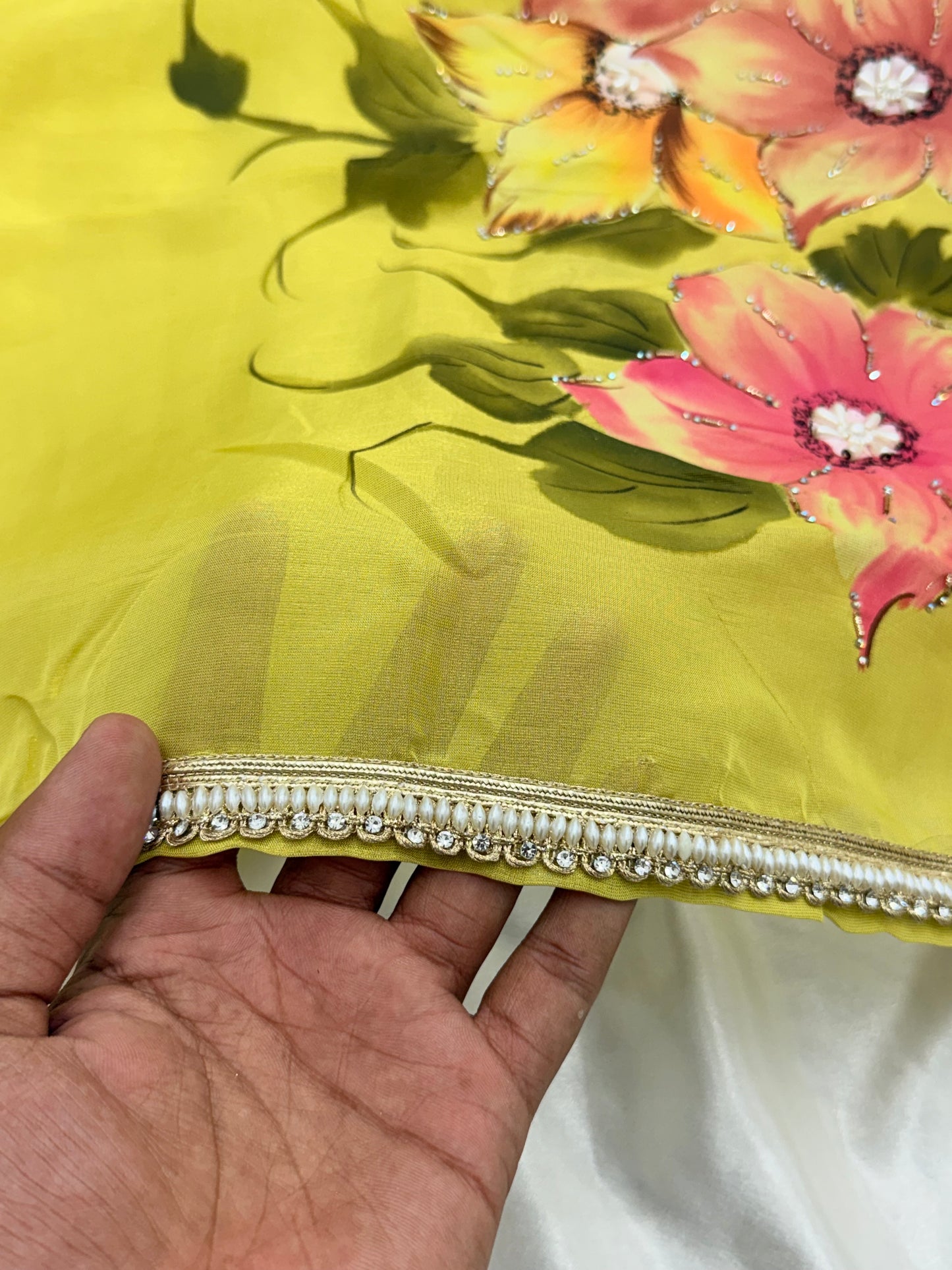 ZARQASH HAND EMBROIDERY SUIT Q