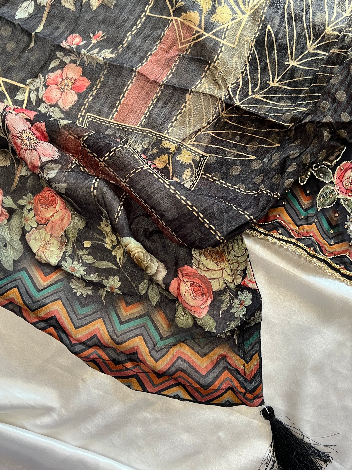 BLACK CREPE READYMADE SUIT