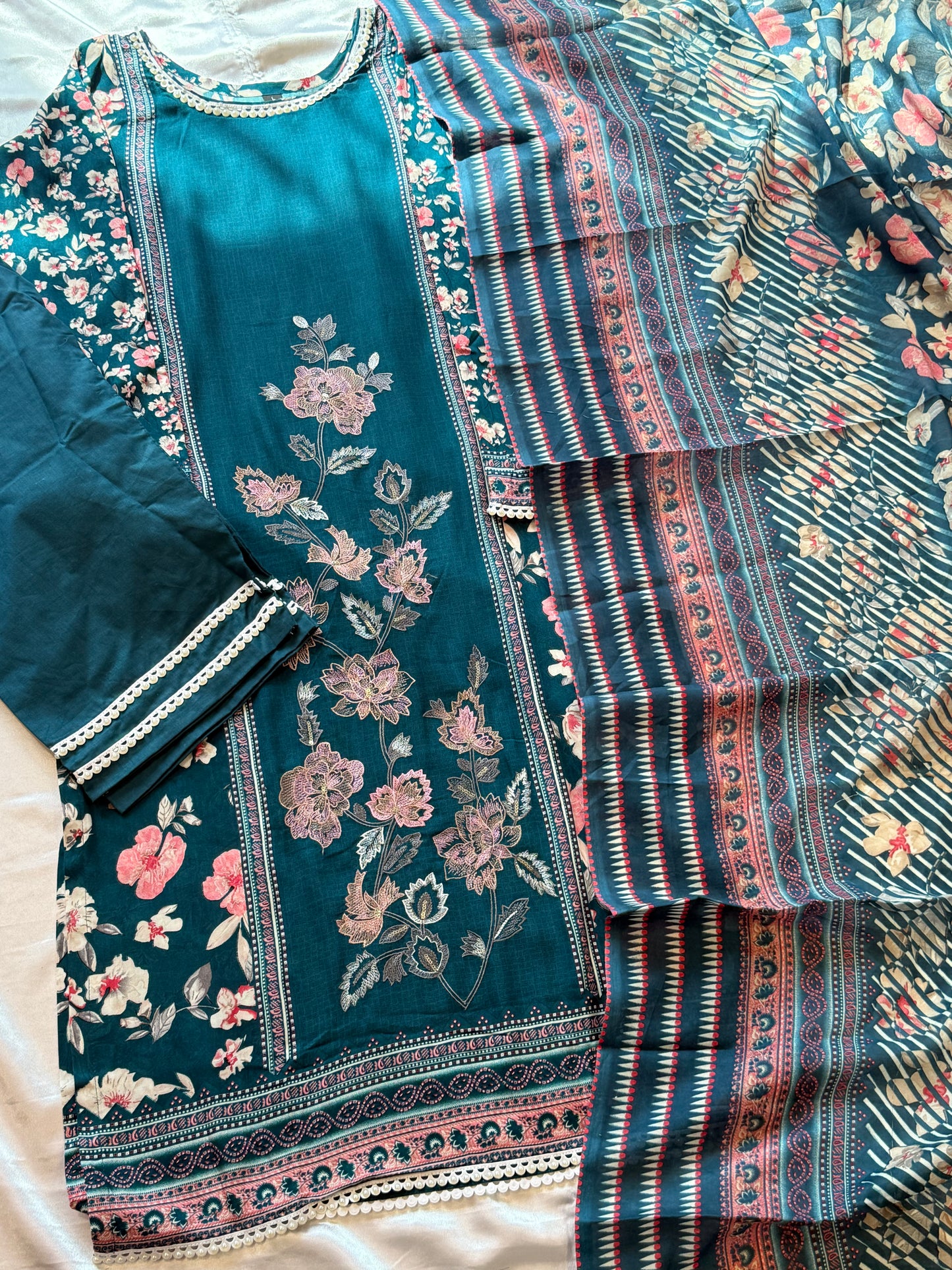 CASHMERE LAWN READYMADE SUIT Q