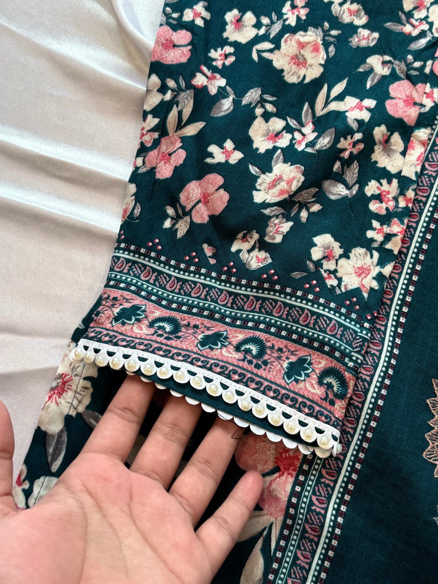 CASHMERE LAWN READYMADE SUIT Q