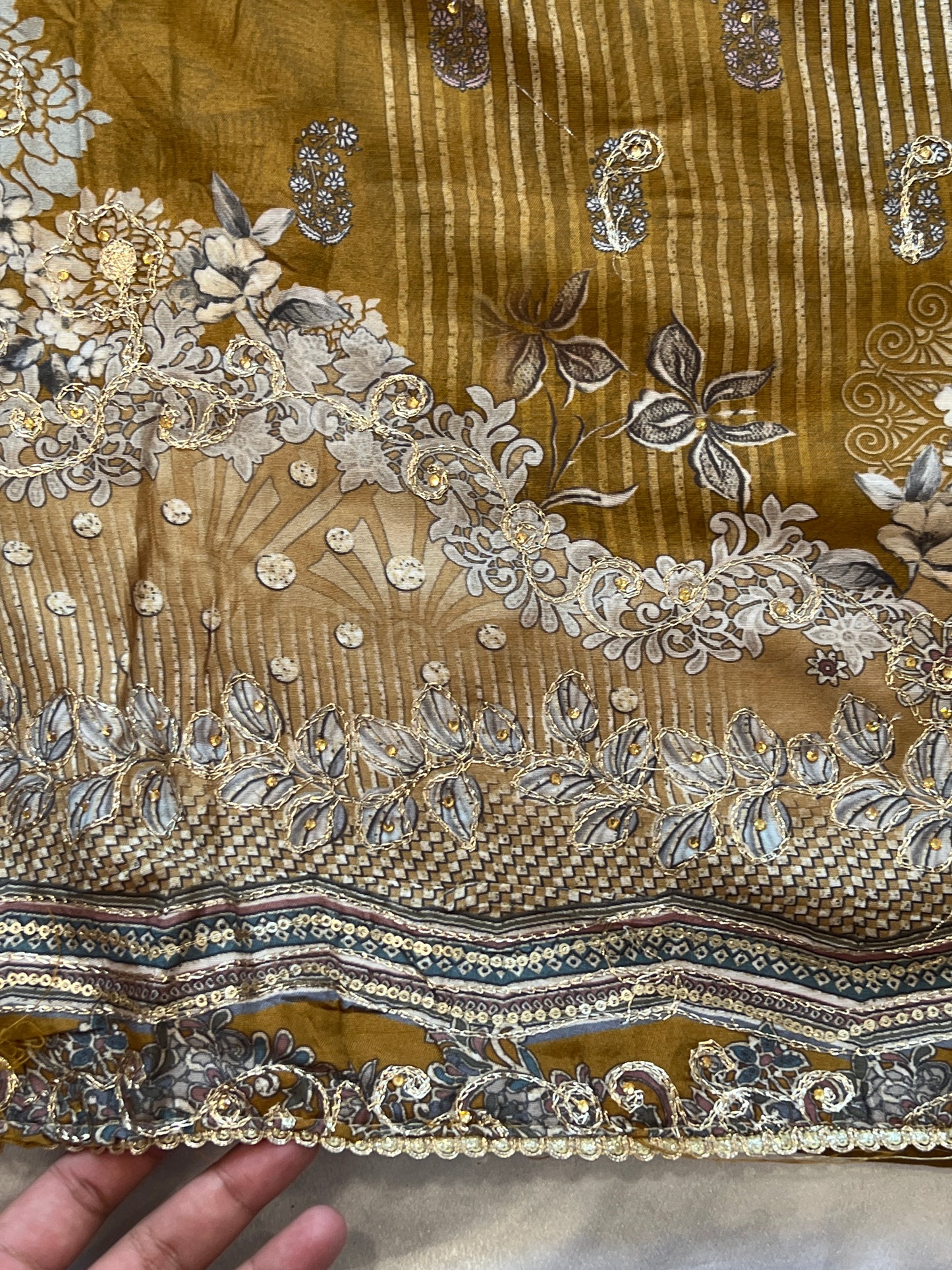 MUSTERED MUSLIN EMBROIDERY SUIT 278