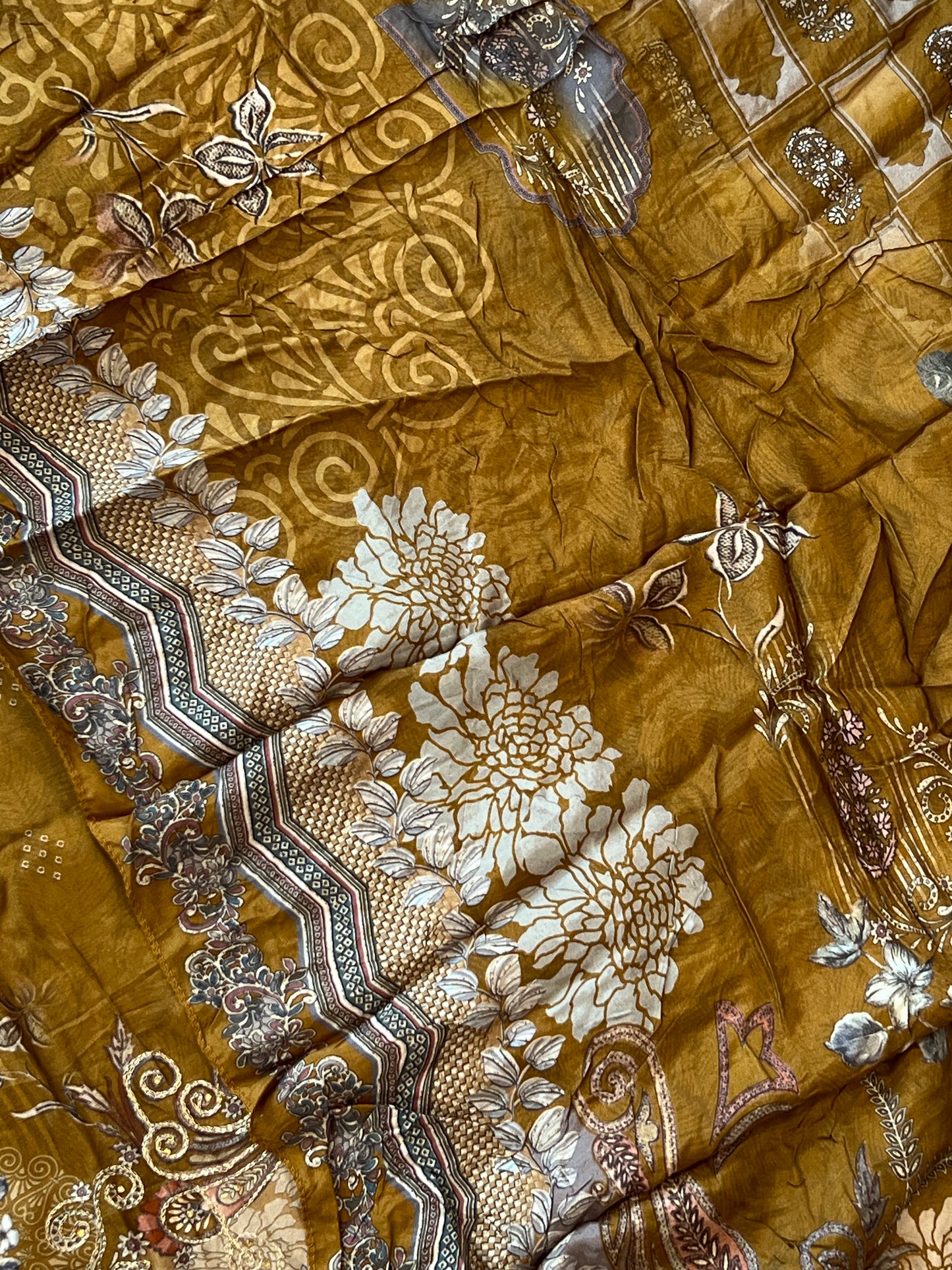 MUSTERED MUSLIN EMBROIDERY SUIT 278