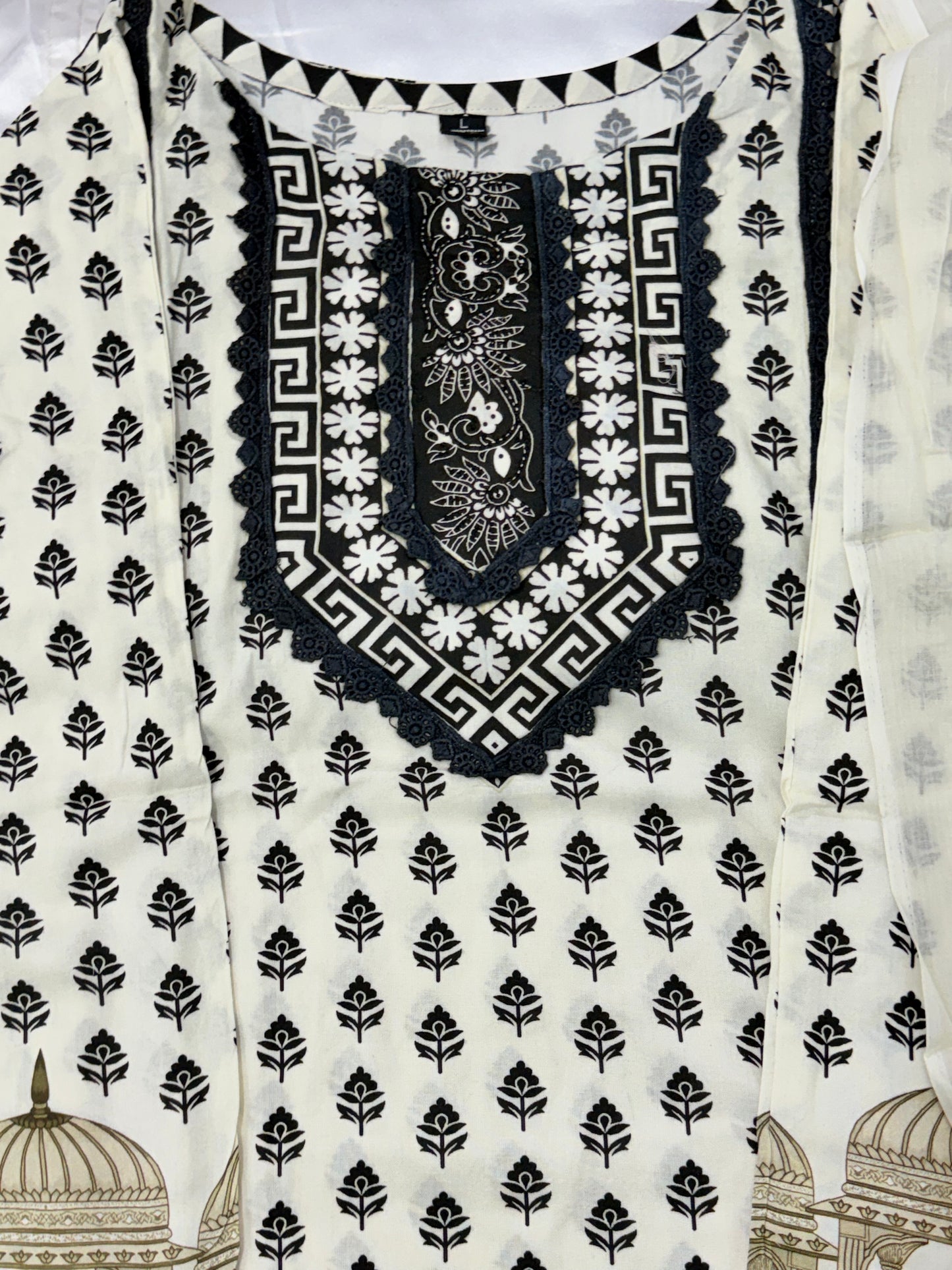 CS LAWN READYMADE SUIT 4 Q