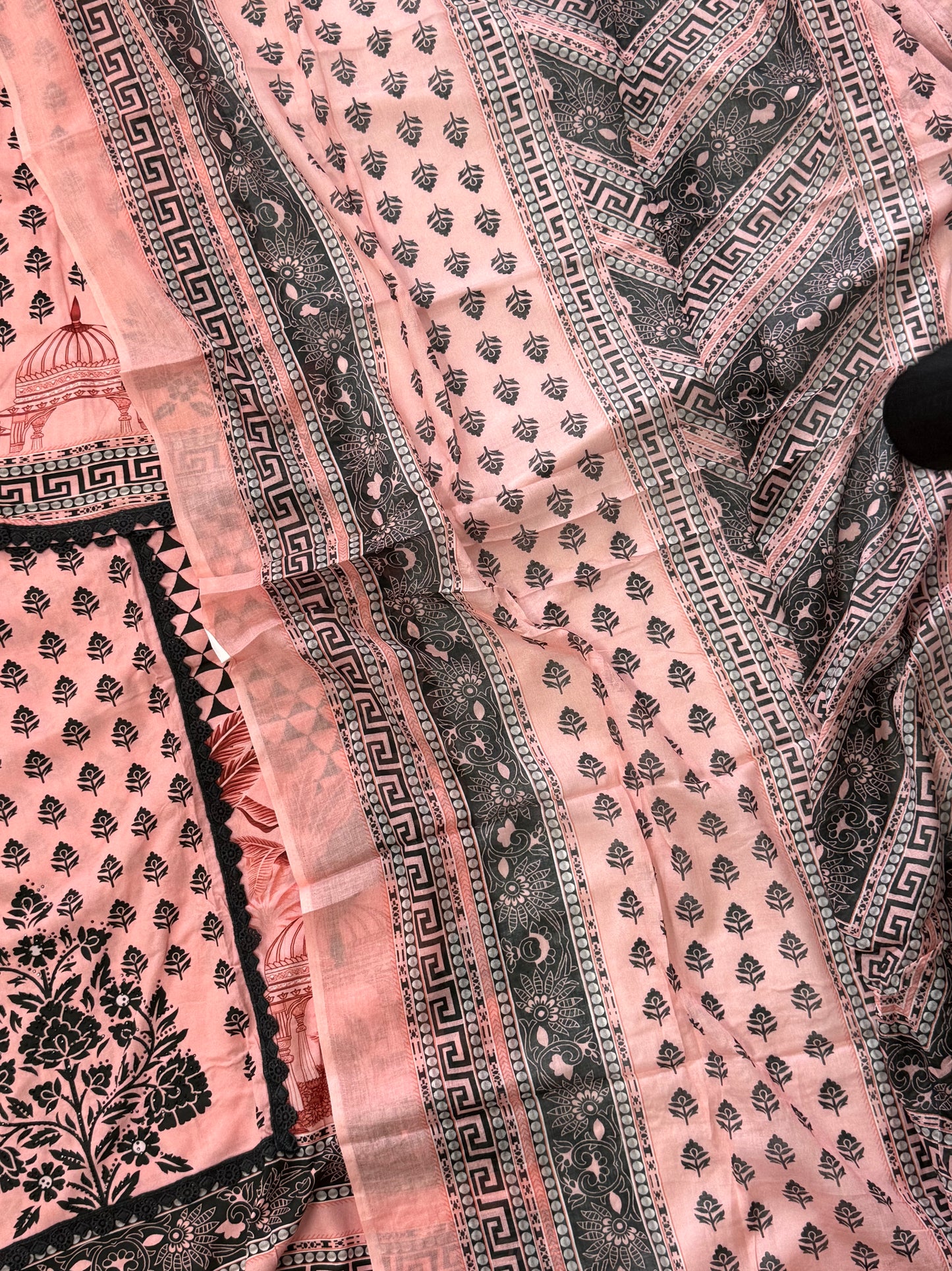 CS LAWN READYMADE SUIT Q