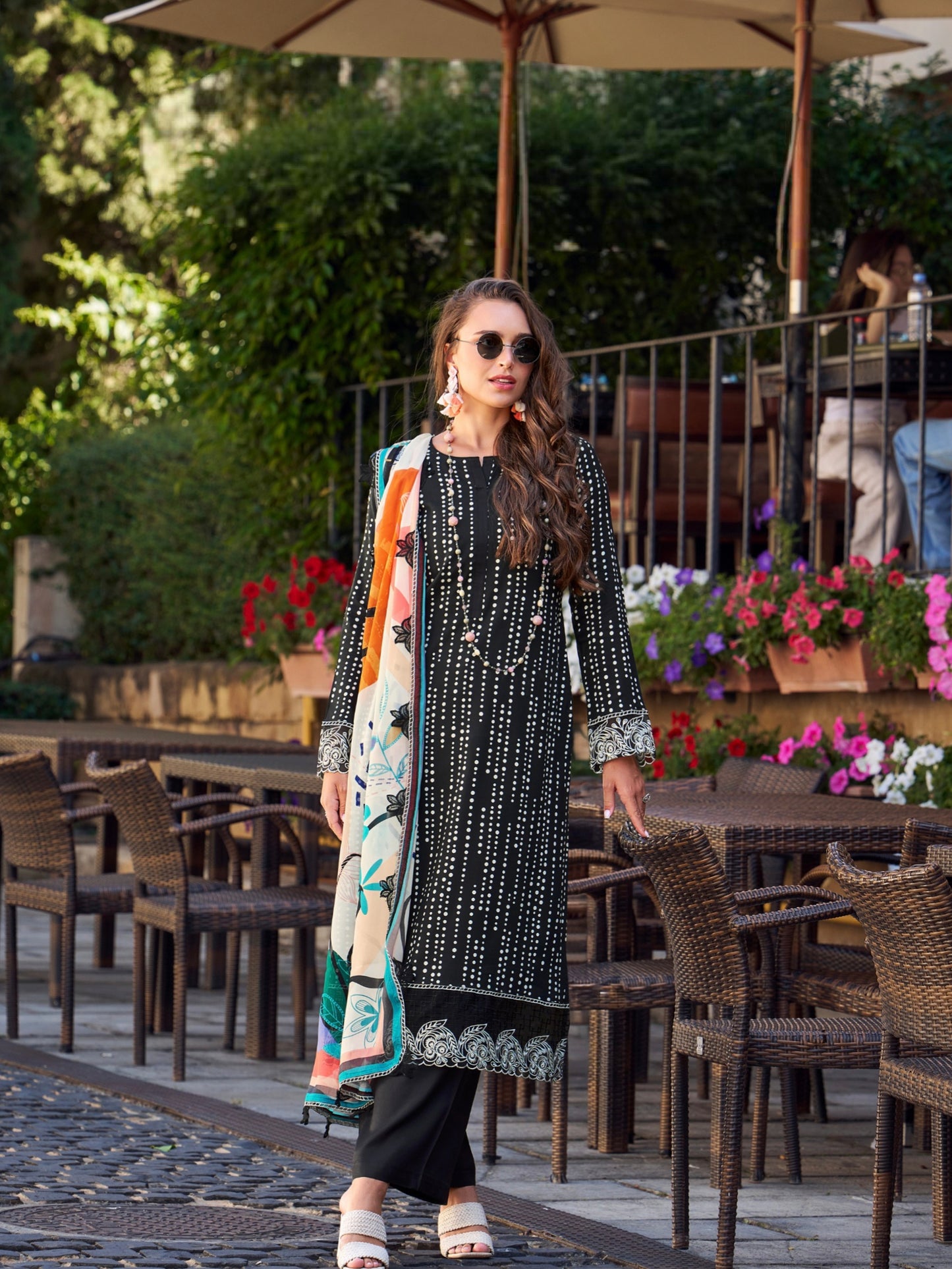 BLACK MAHAM SOFT COTTON EMBROIDER SUIT Q