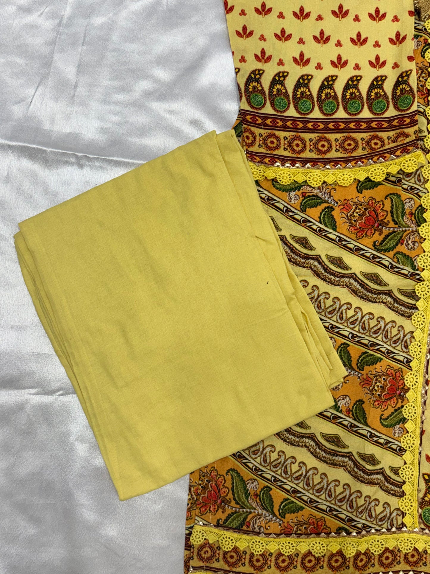 BAGH LAWN READYMADE SUIT 5 Q