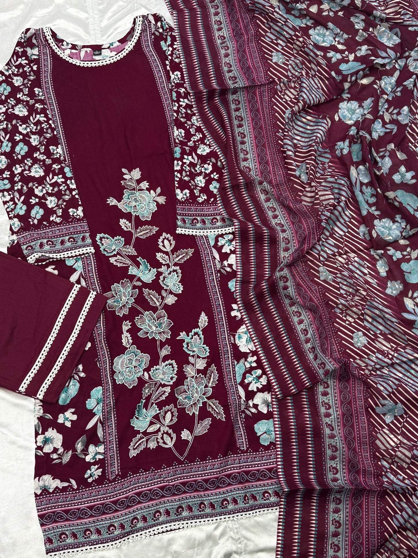 CASHMERE LAWN READYMADE SUIT Q