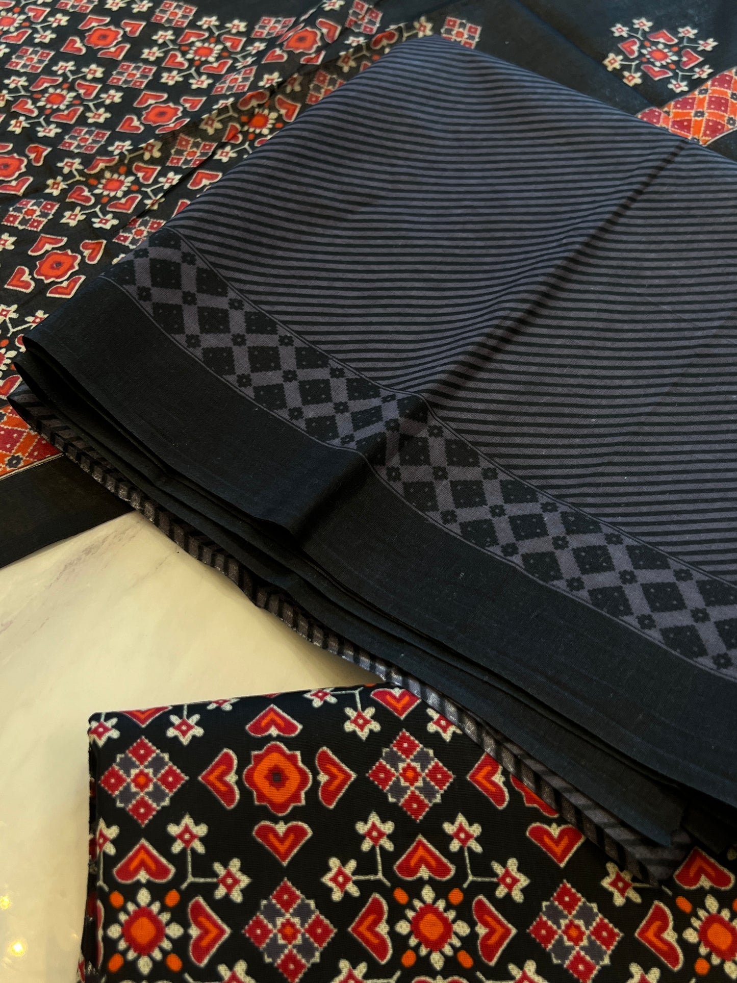 BLACK ELEGANCE PURE COTTON PRINTED SUIT