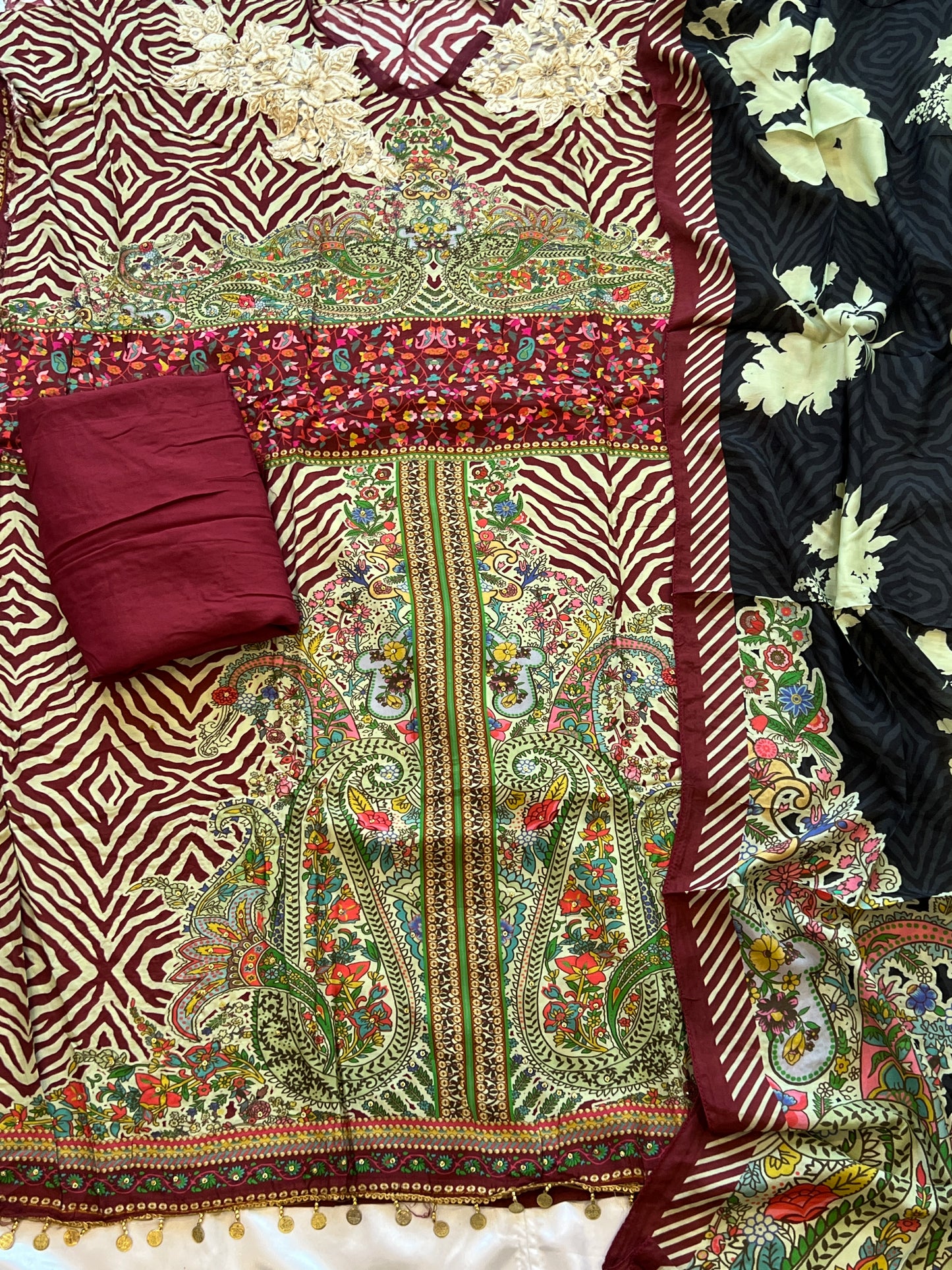 MUSLIN PATCH WORK SUIT 114 Q