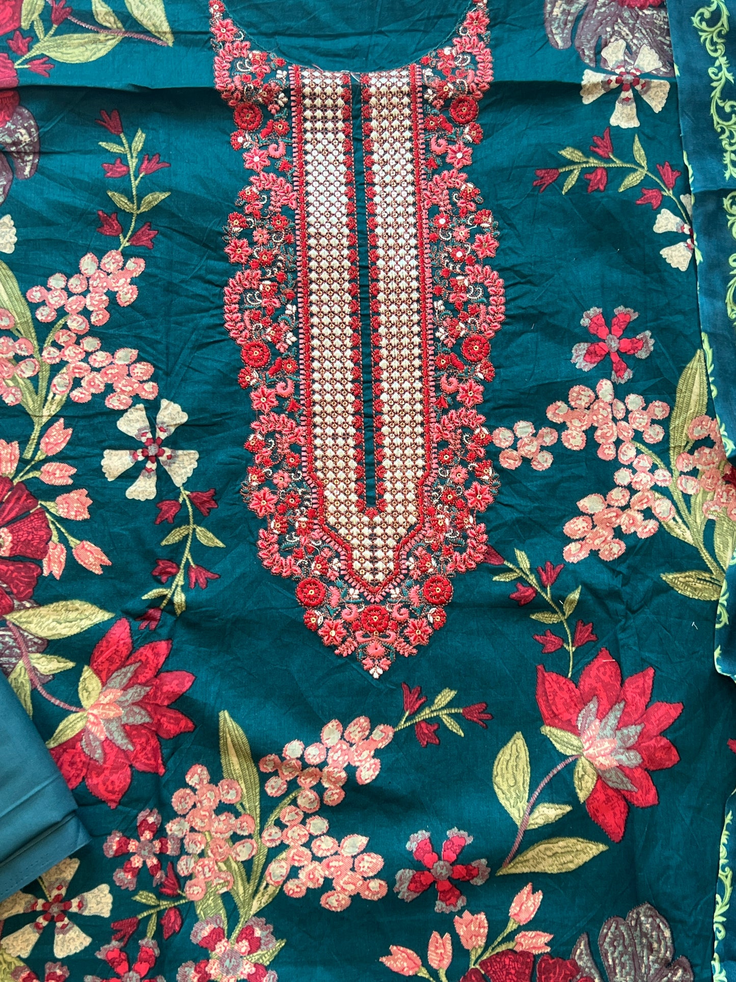 CASMERE COTTON EMBROIDERY SUIT 5 Q