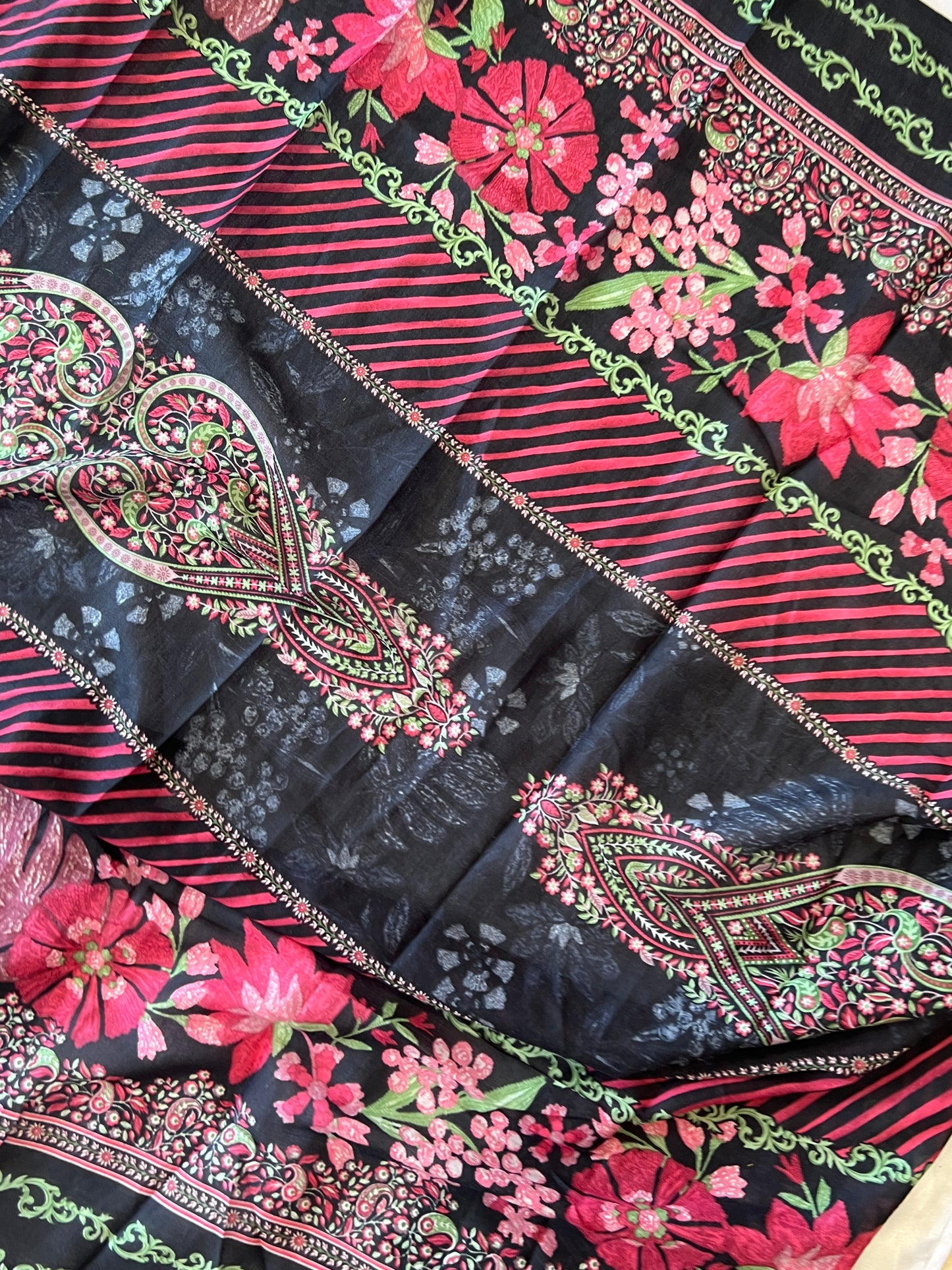 CASMERE COTTON EMBROIDERY SUIT 2 Q