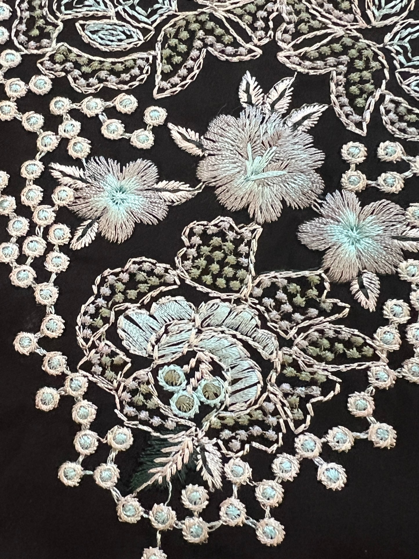 ELAN LAWN COTTON EMBROIDERY SUIT
