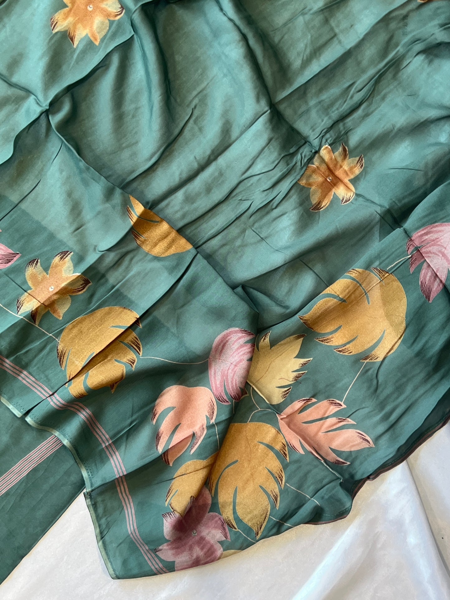MUMTAZ MUSLIN EMBROIDERY SUIT 1