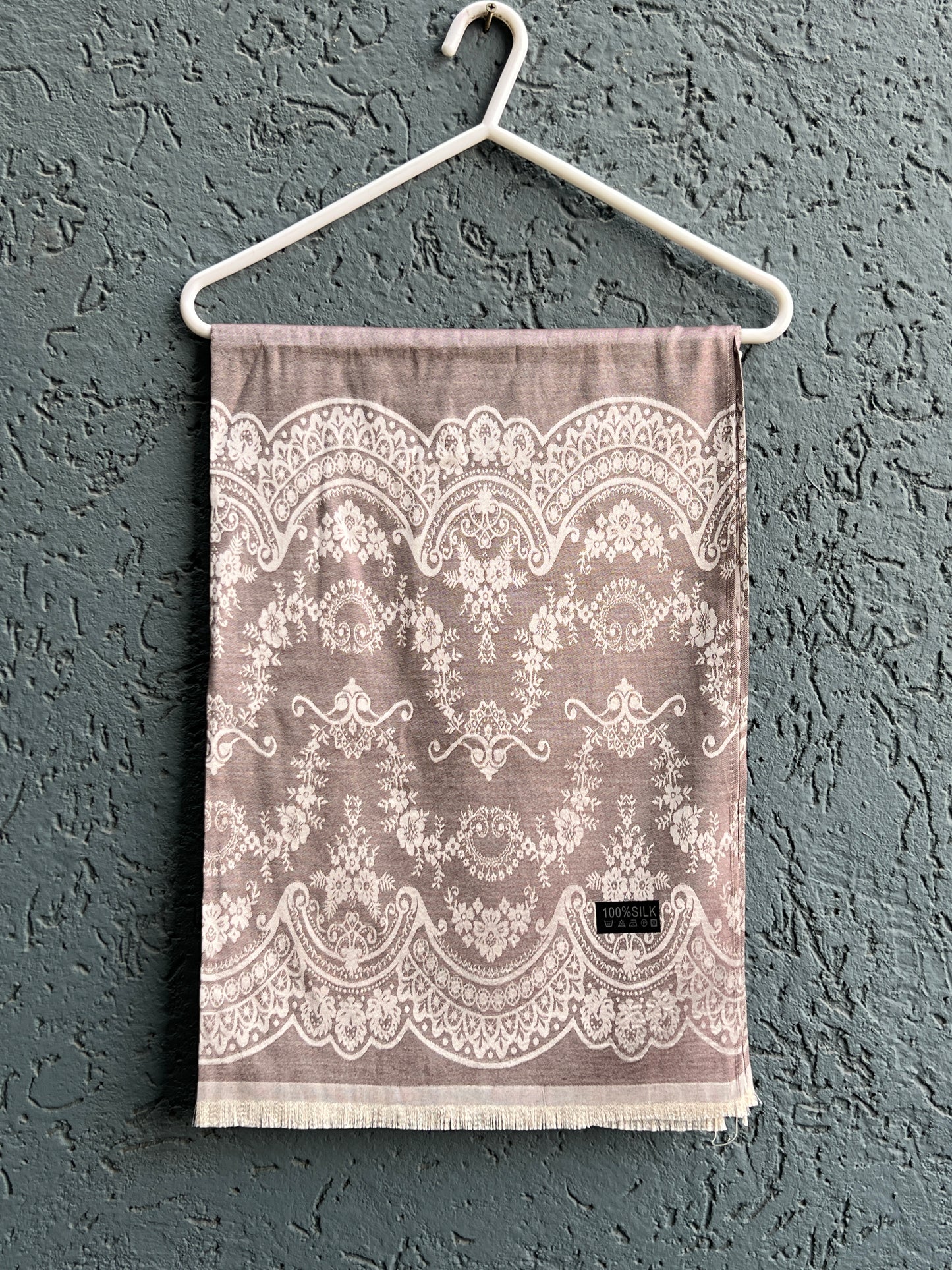 SILK WEAVING WINTER SHAWL Q
