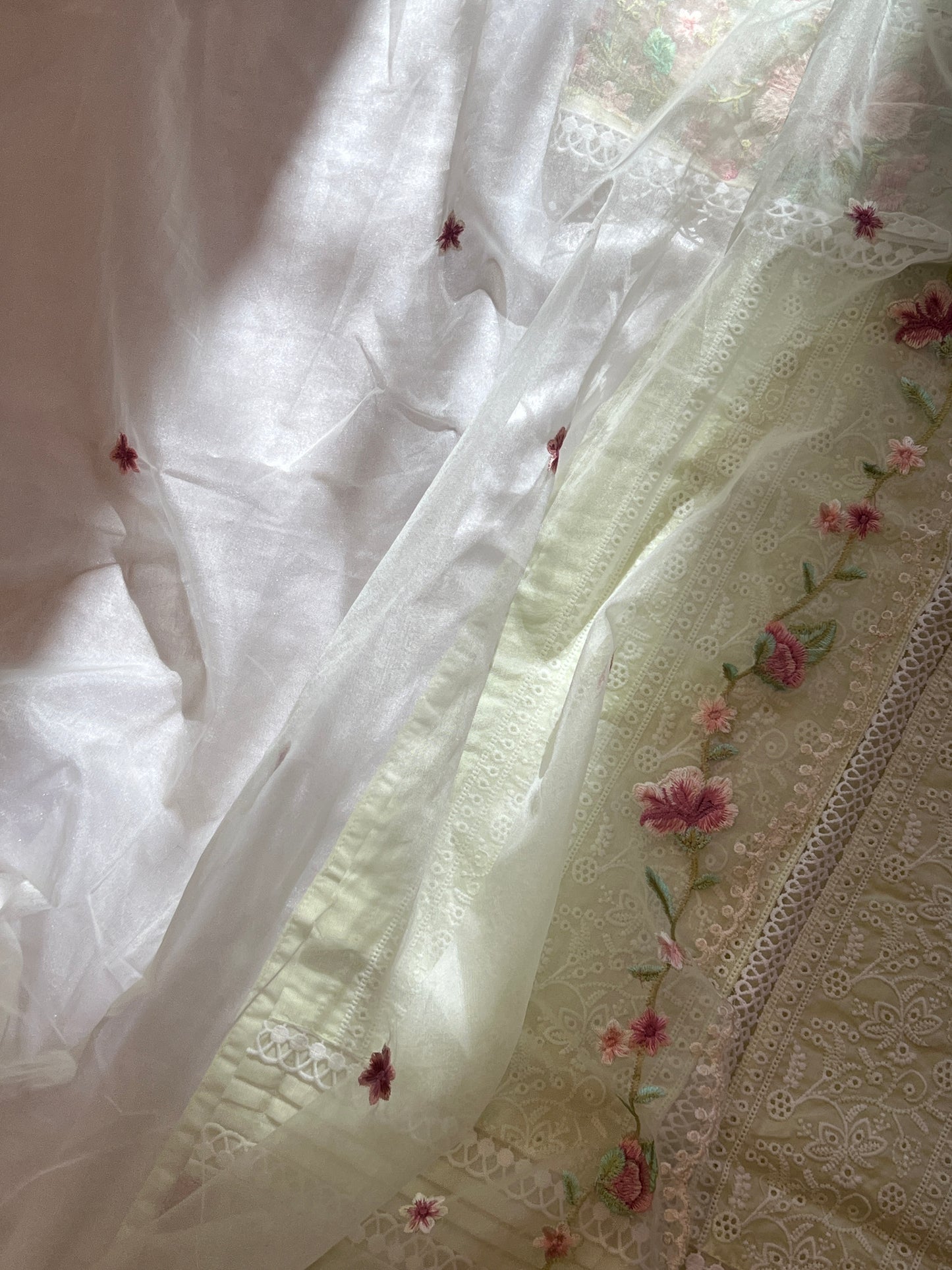 RAAHI PURE COTTON EMBROIDERY SUIT 10