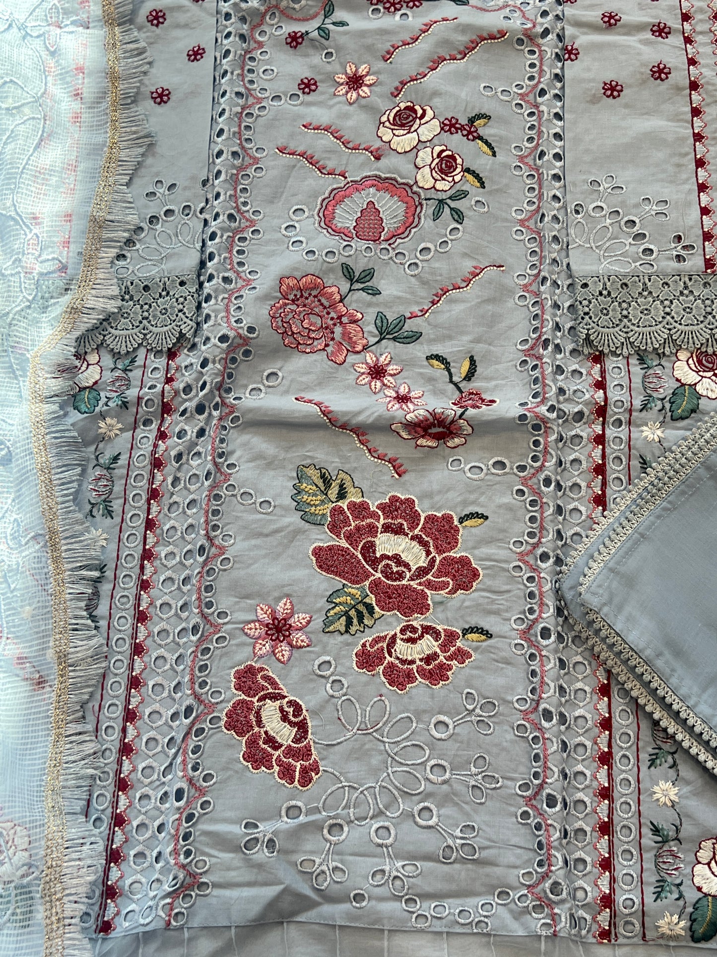 RAAHI PURE COTTON EMBROIDERY SUIT 9