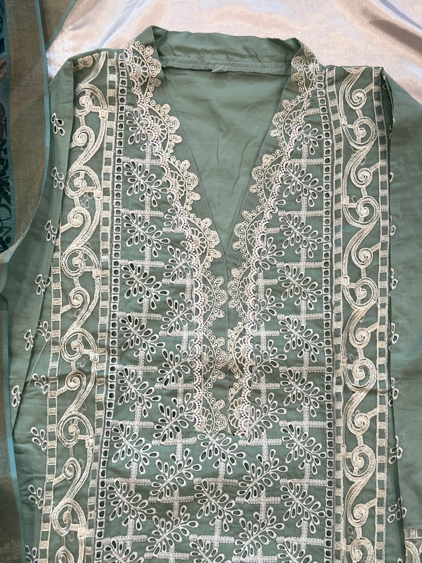 RAAHI PURE COTTON EMBROIDERY SUIT 11