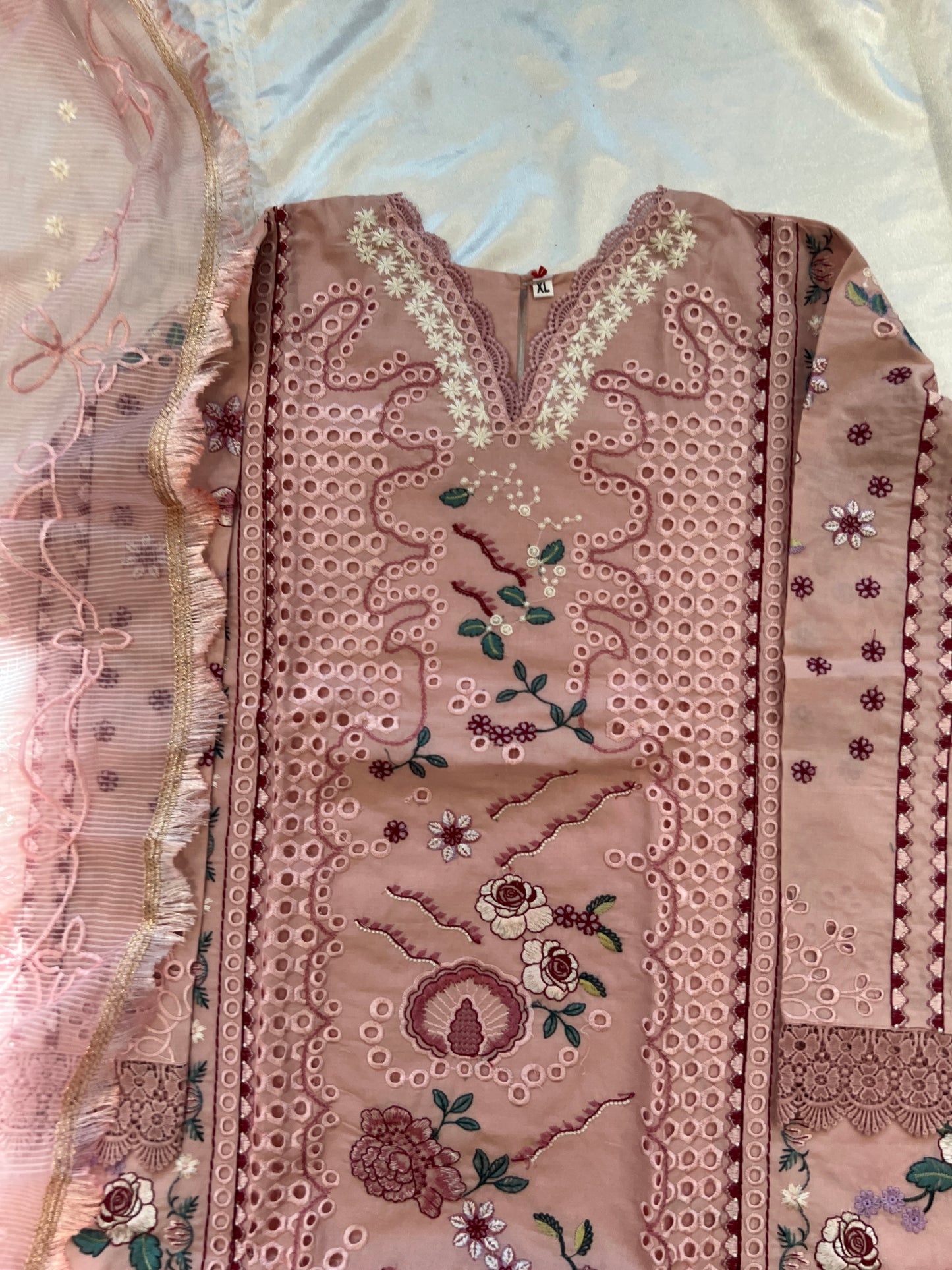 RAAHI PURE COTTON EMBROIDERY SUIT 6