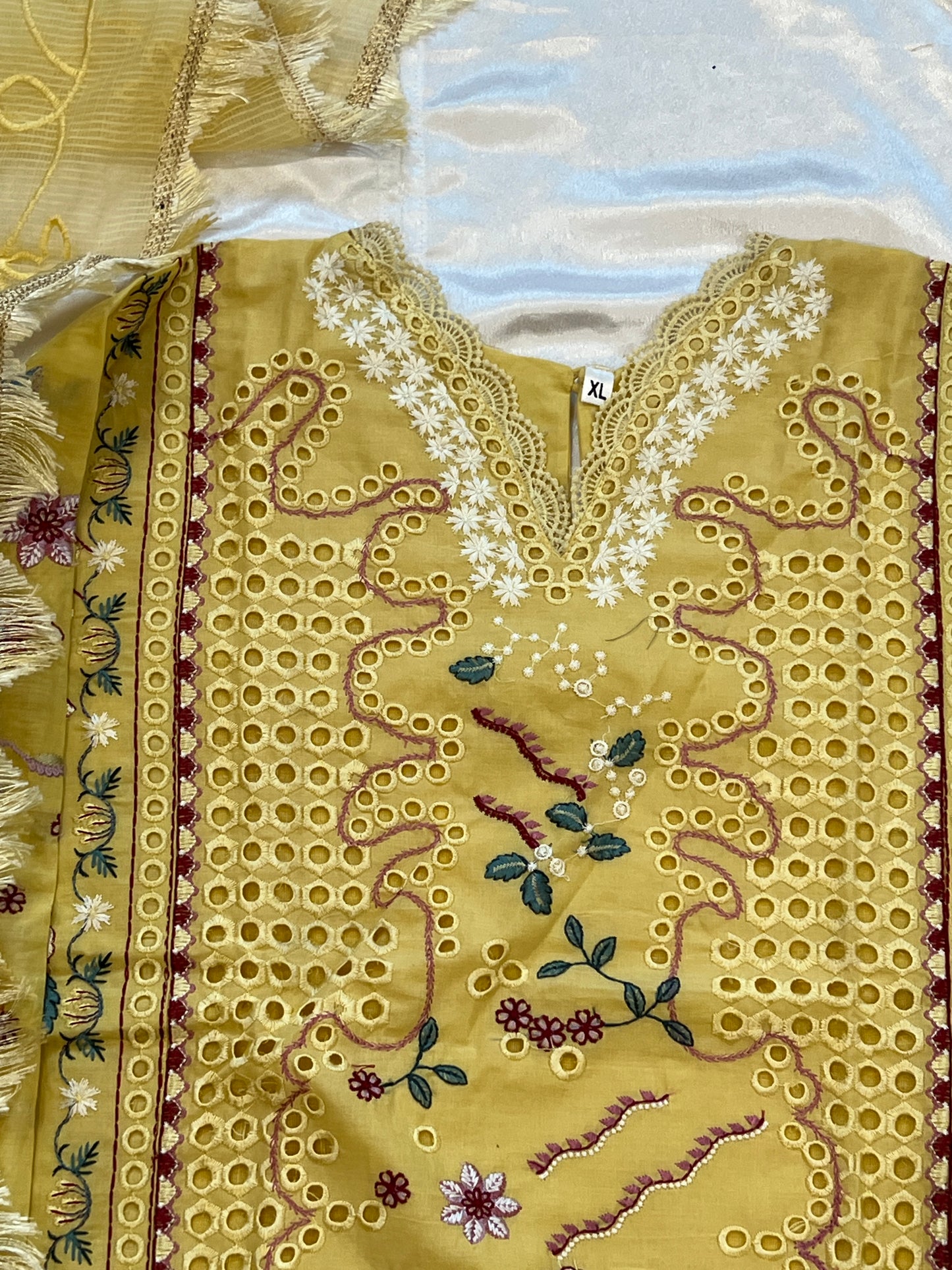 RAAHI PURE COTTON EMBROIDERY SUIT