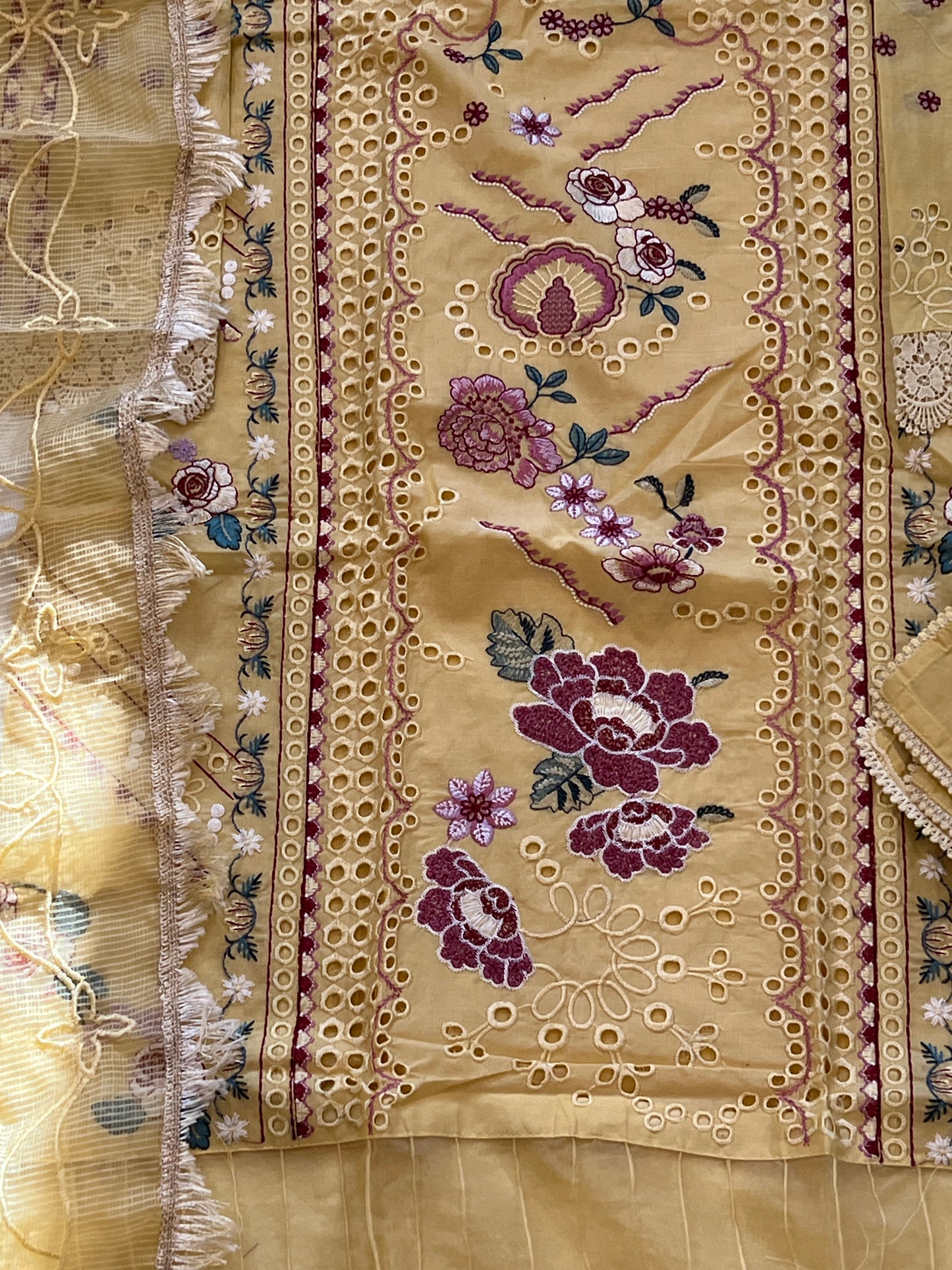 RAAHI PURE COTTON EMBROIDERY SUIT
