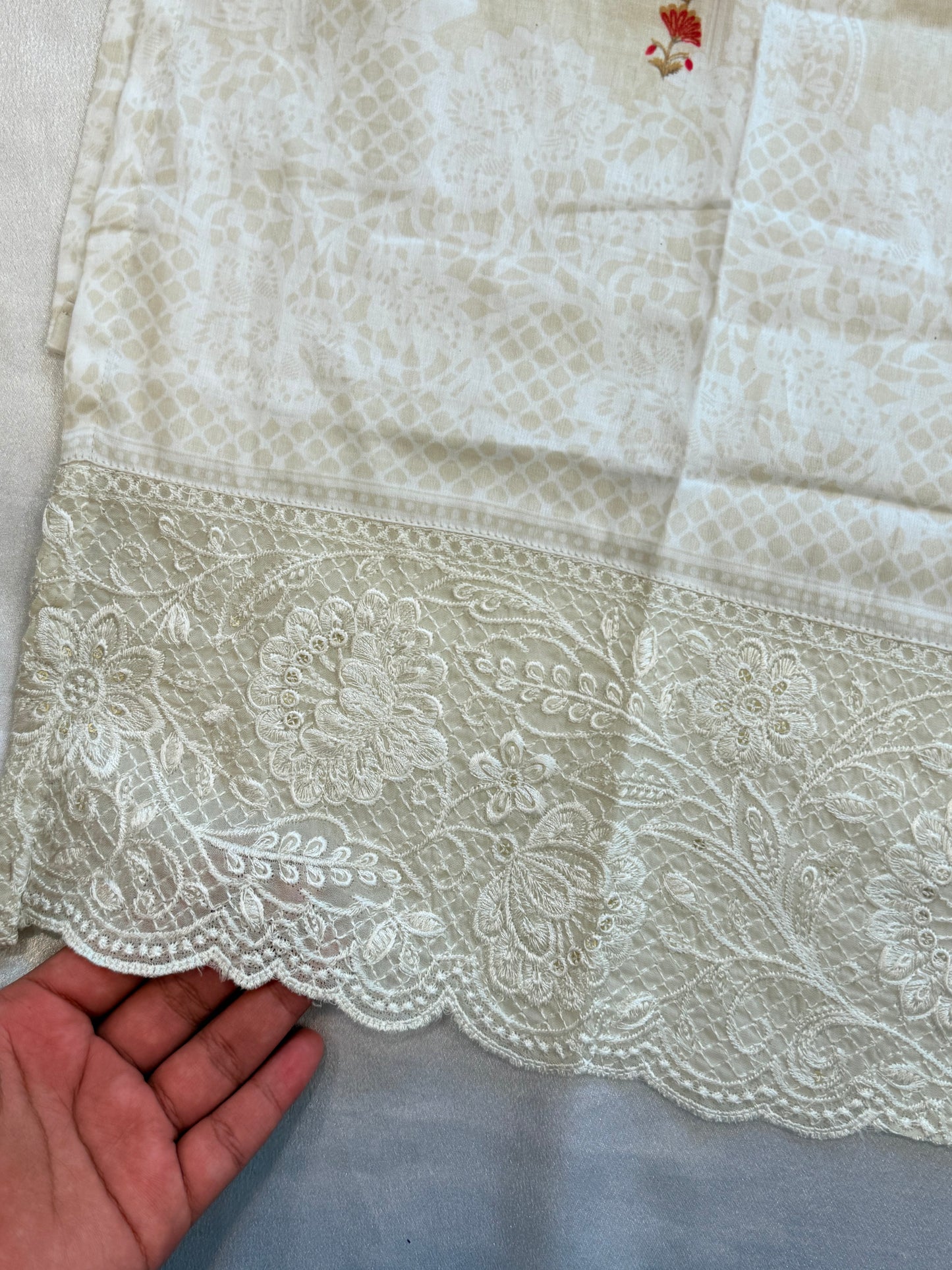 LILY LAWN READYMADE SUIT 4 Q