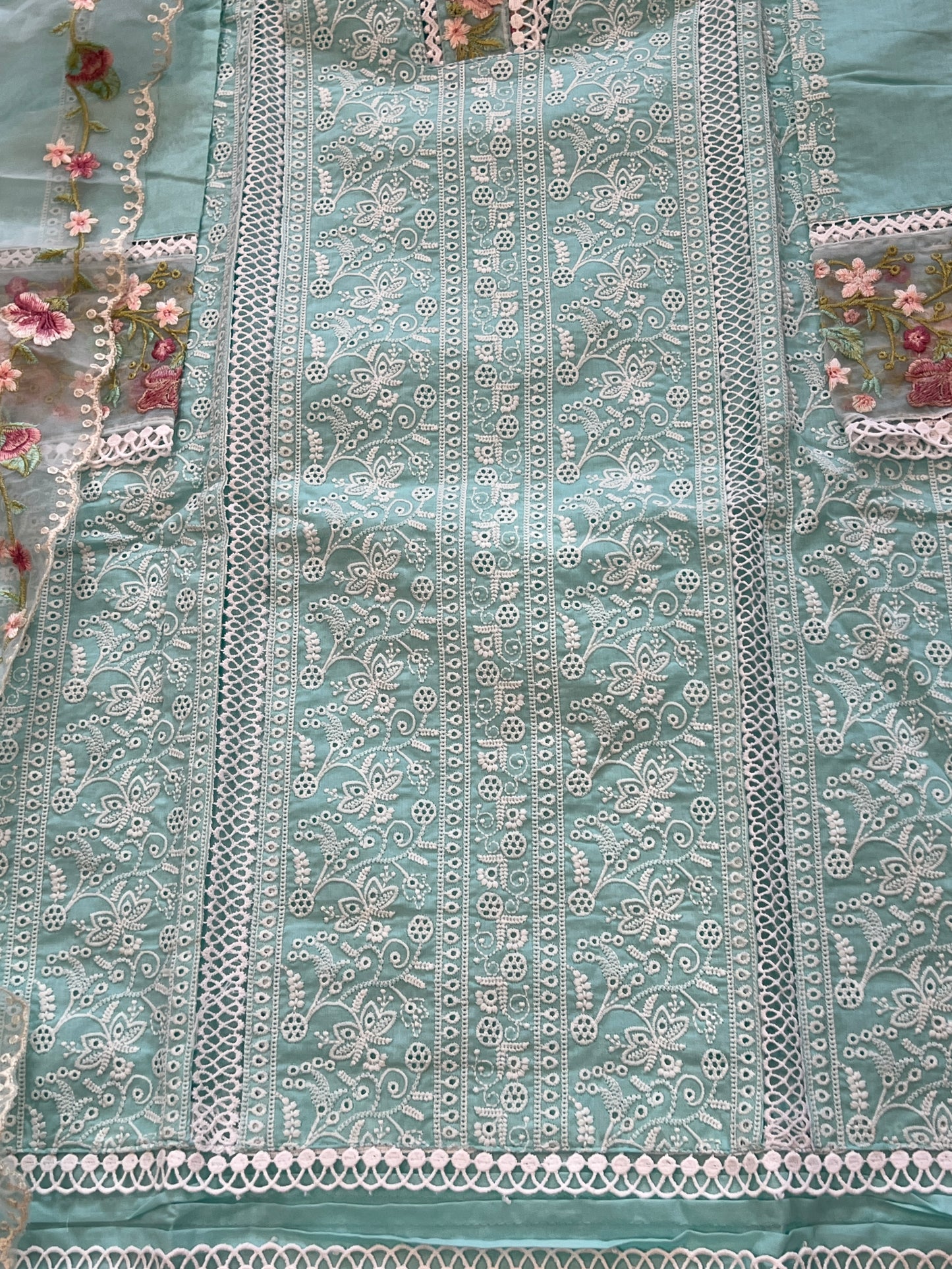 RAAHI PURE COTTON EMBROIDERY SUIT 2