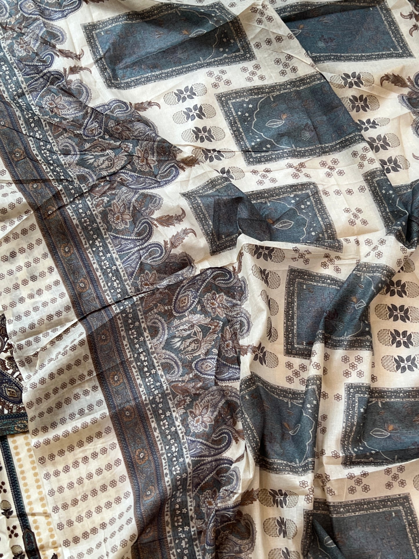 PAISLEY COTTON EMBROIDERY READYMADE SUIT 1 Q