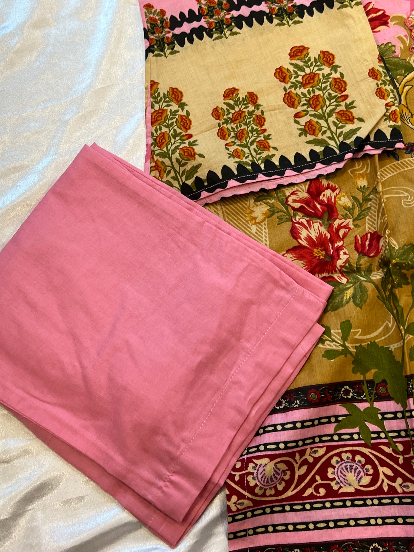 NOORI COTTON PATCH SUIT 3