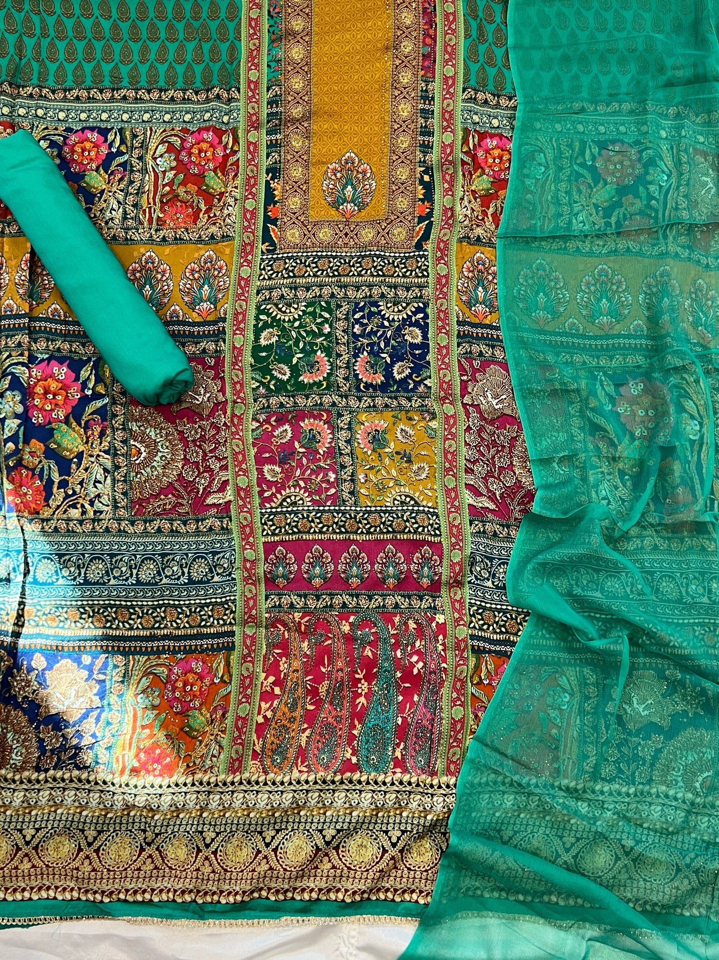 GREEN MULTI COLOUR CHINNON SILK EMBROIDERY SUIT 1507