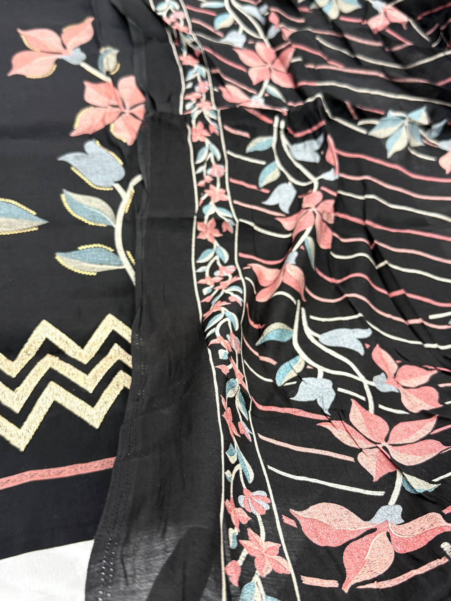 BLACK MUMTAZ MUSLIN EMBROIDERY SUIT Q