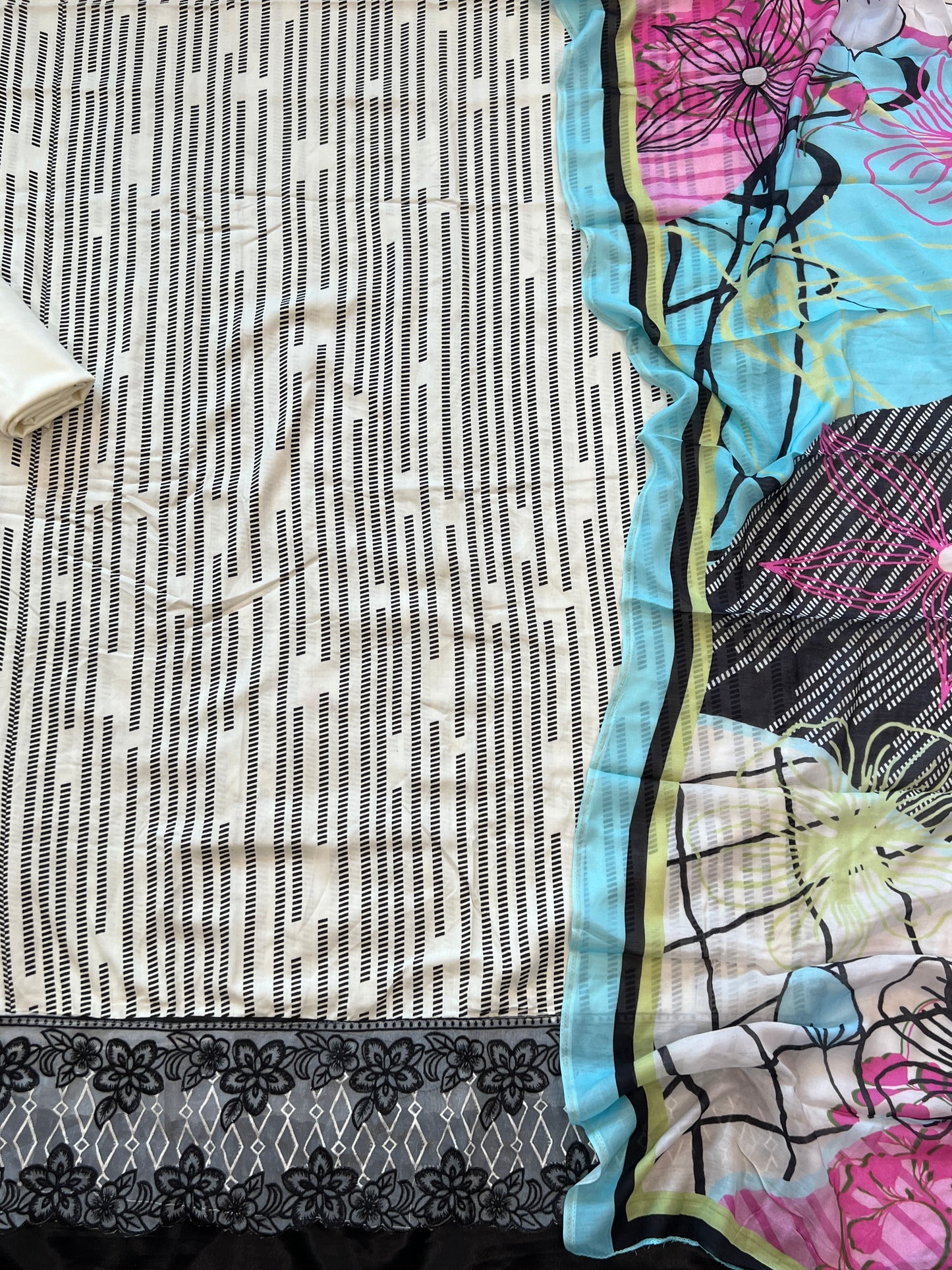 OFF WHITE MAHAM SOFT COTTON EMBROIDER SUIT